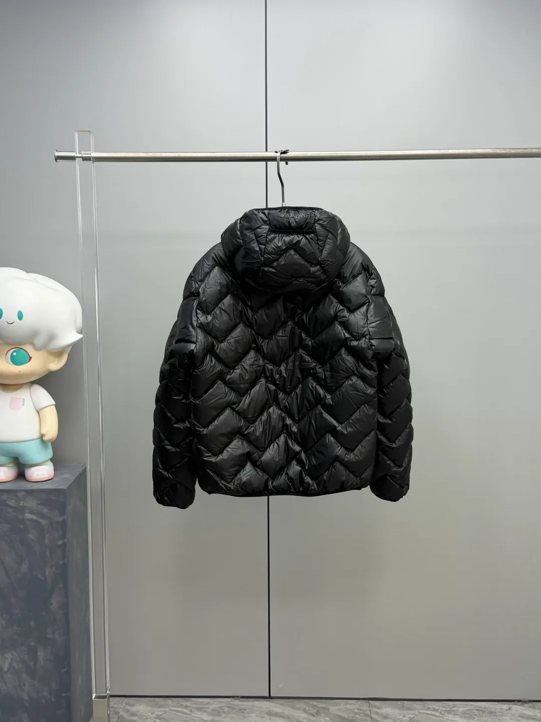 Men's Jackets And Down Jackets MONCLER 18111131