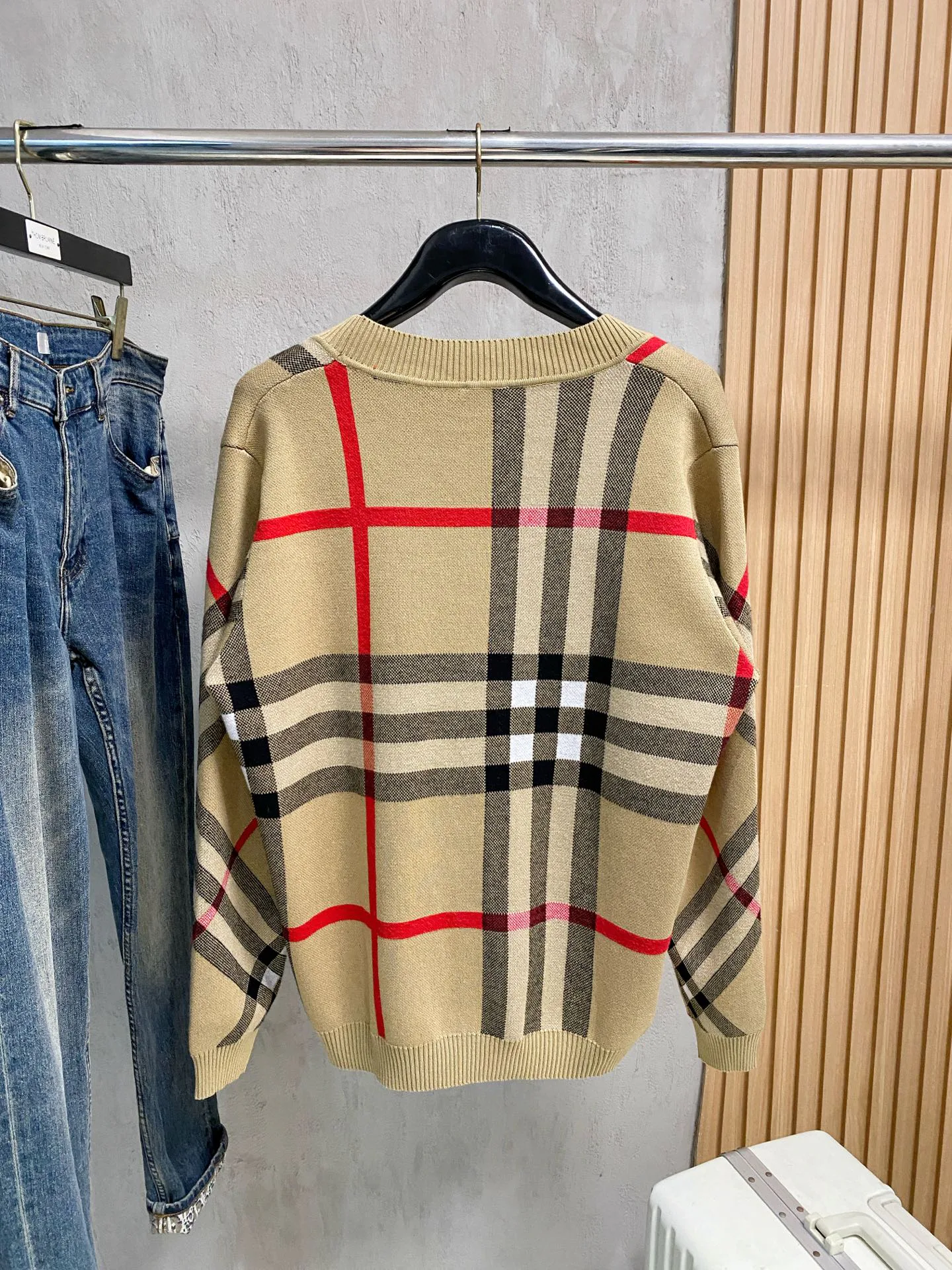 Men's Jumpers And Sweaters BURBERRY 18098127