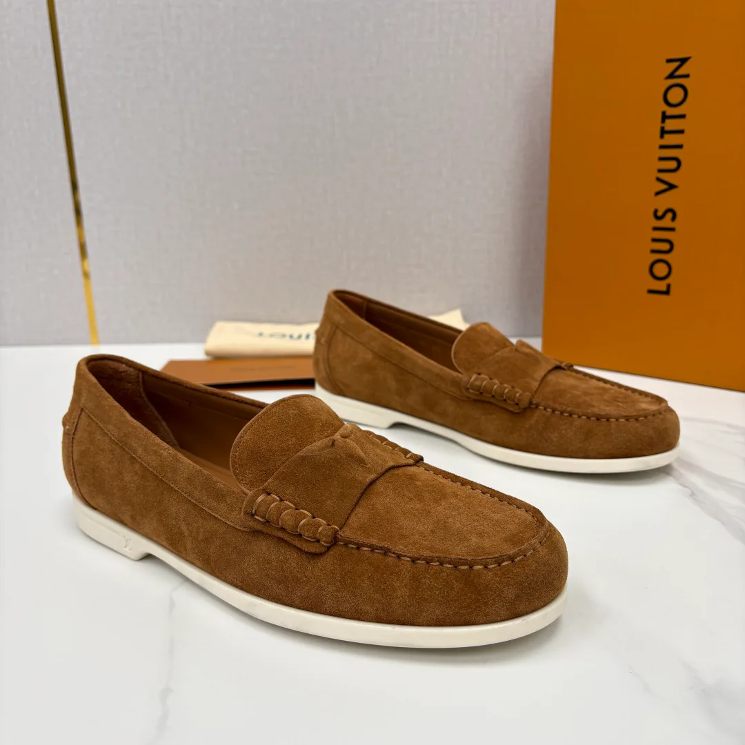 Men's Loafers And Dress Shoes LOUIS VUITTON 17715946