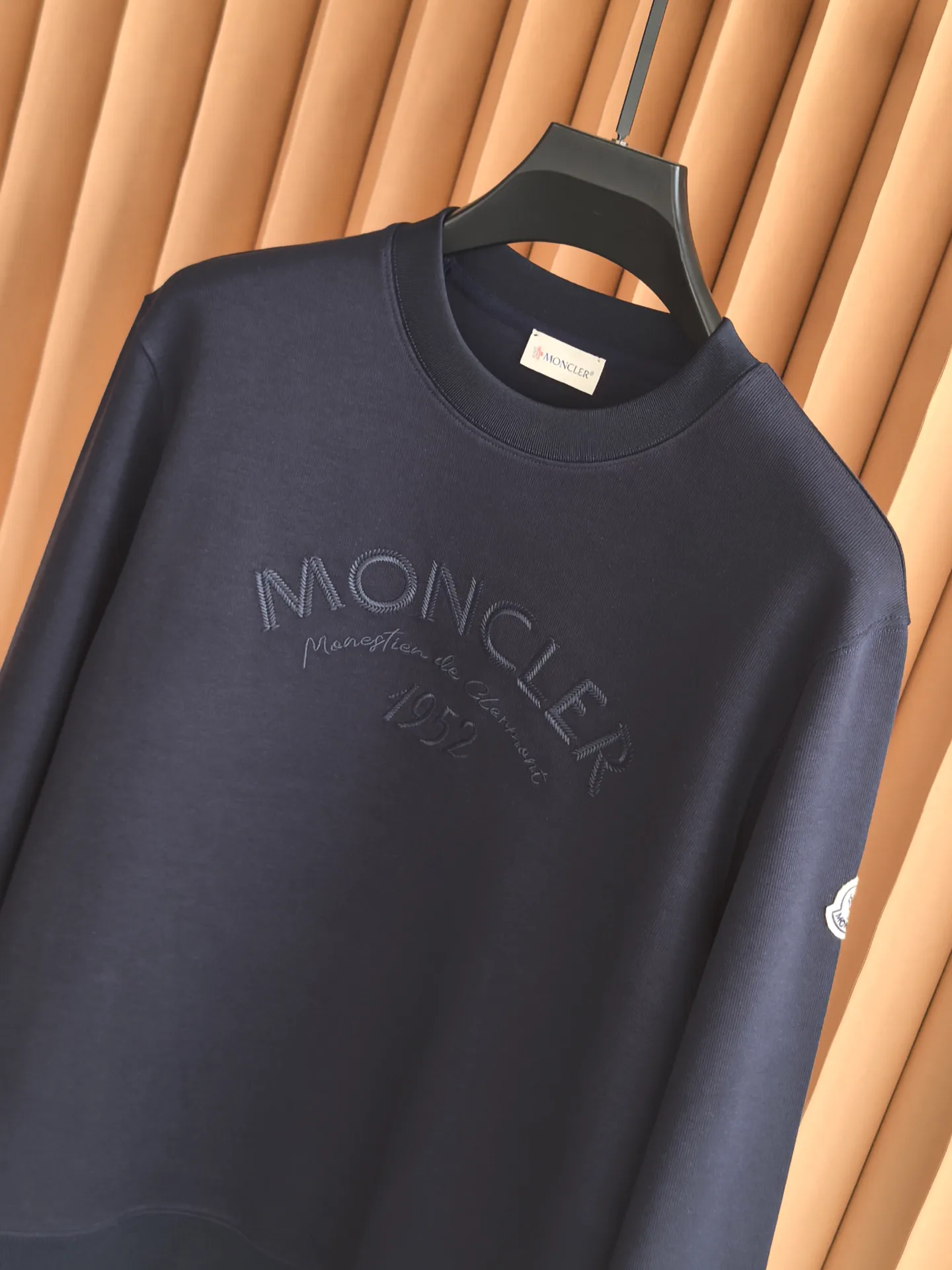 Men's Sweatshirts And Hoodies MONCLER 17617260