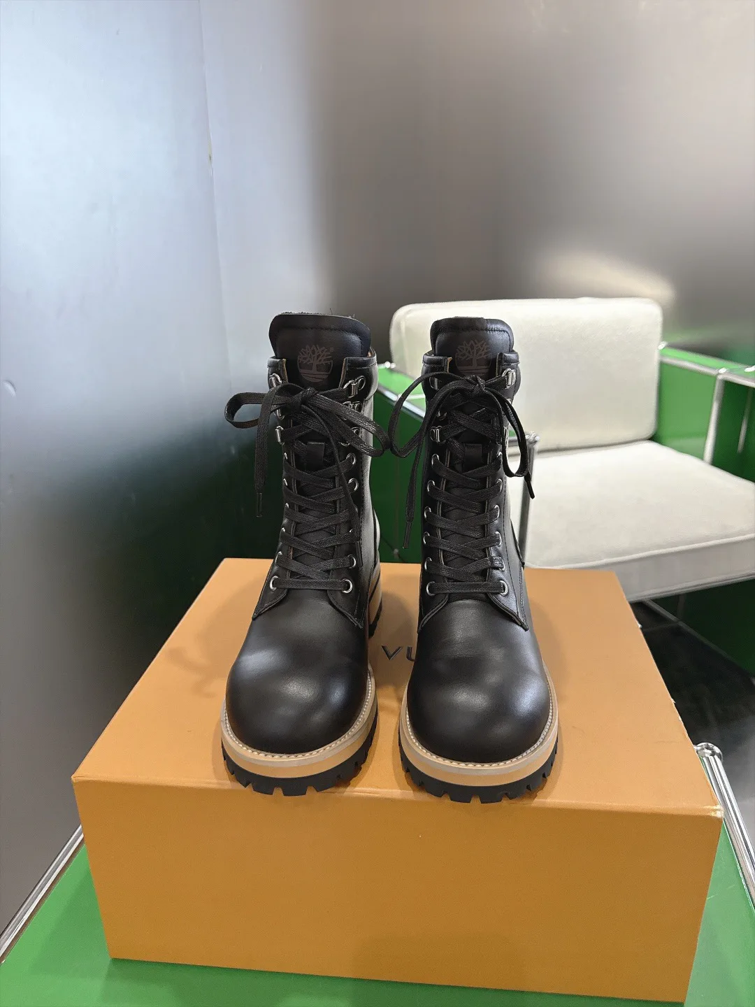 Women's Ankle Boots LOUIS VUITTON 18053352