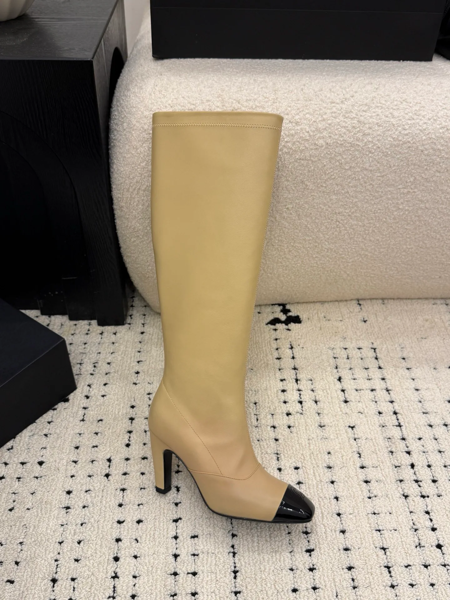 Women's Boots CHANEL 17981213