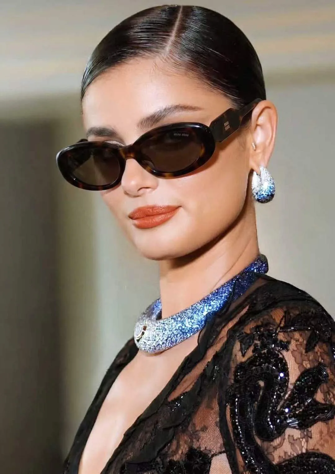 Glasses MIU MIU 17565431