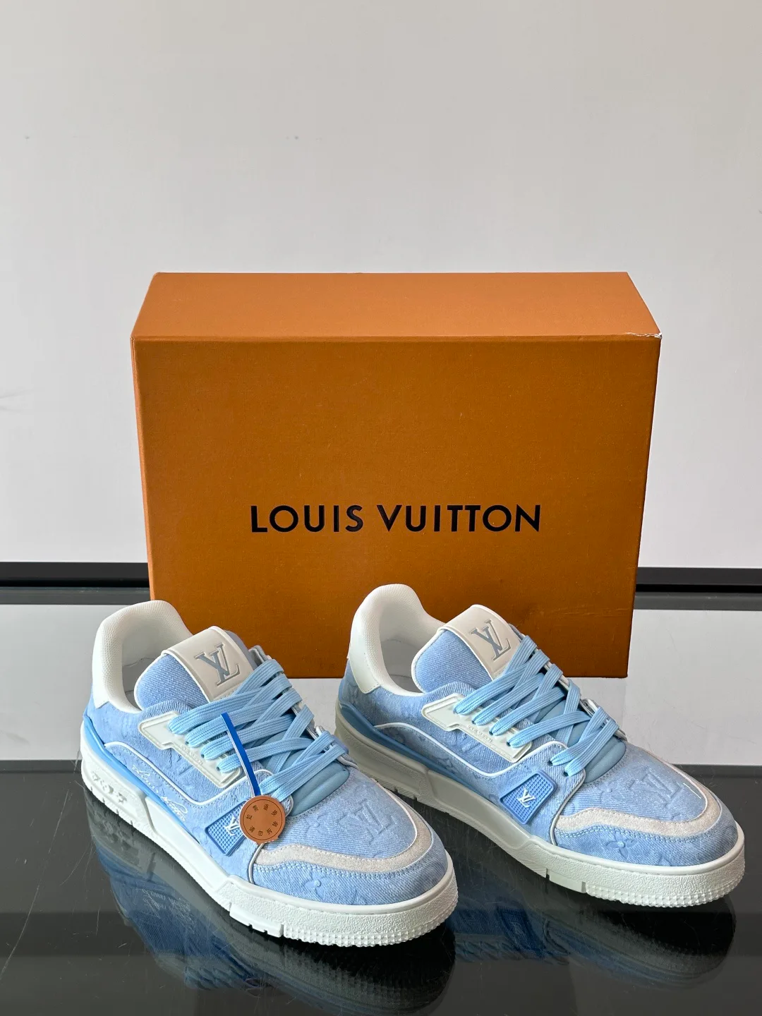 Men's Sneakers LOUIS VUITTON 17638793