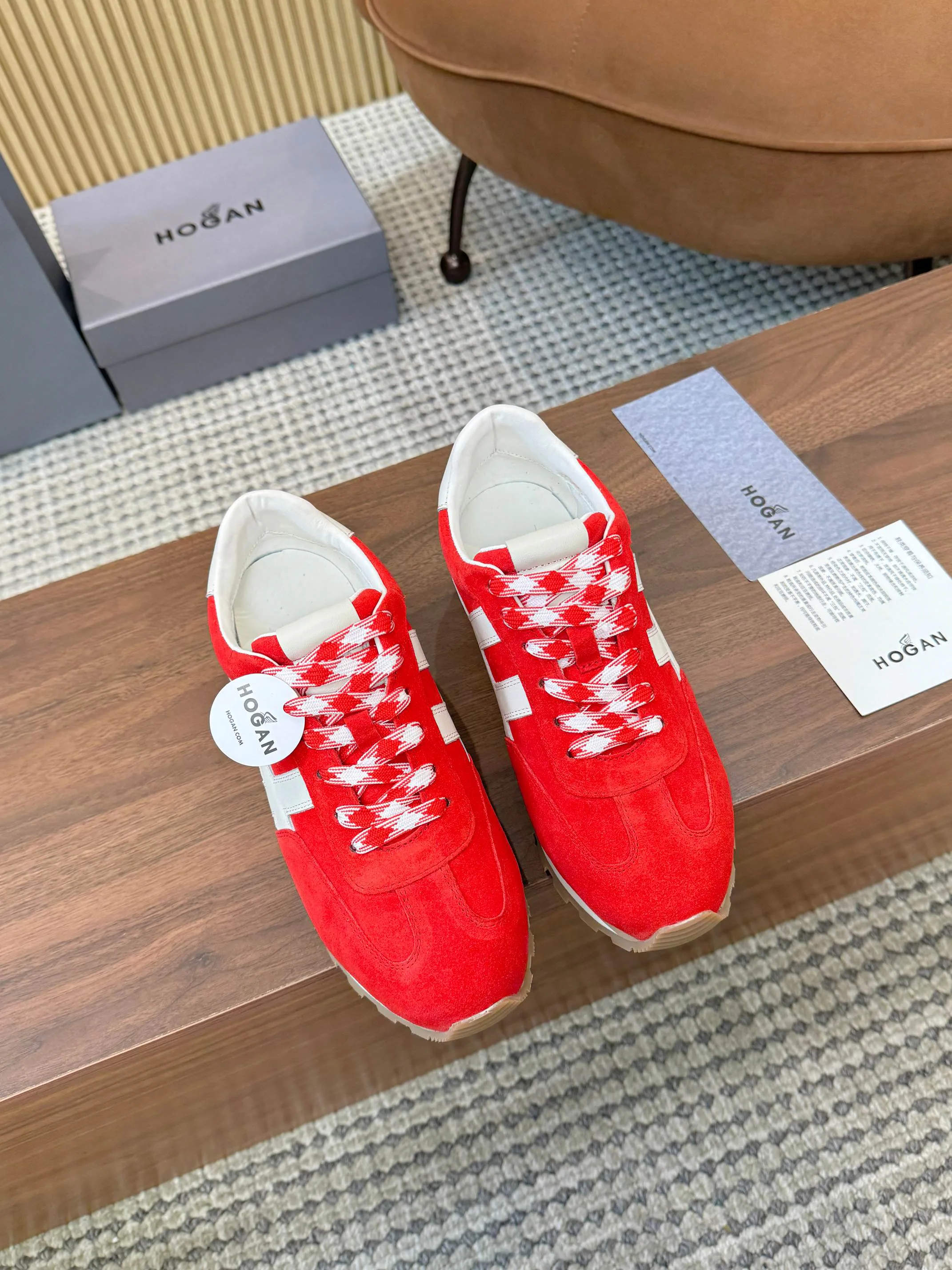 Women's Sneakers HOGAN 17827638