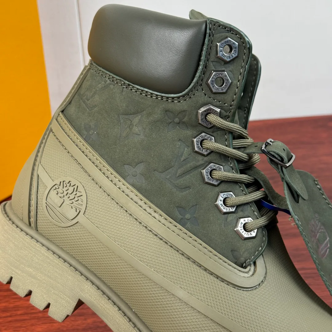 Men's Ankle Boots LOUIS VUITTON 18230770