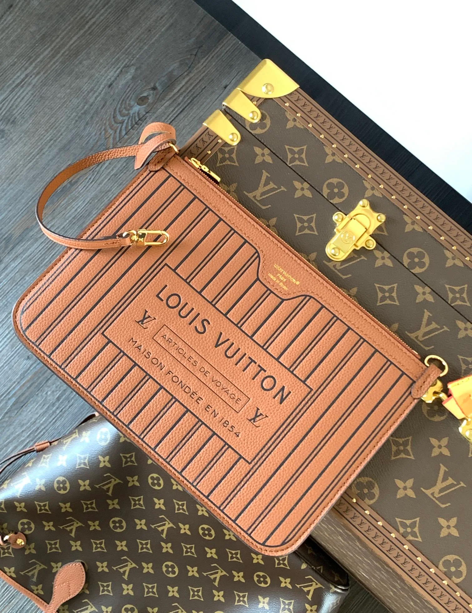 Women's Classic Handbags LOUIS VUITTON 18153070