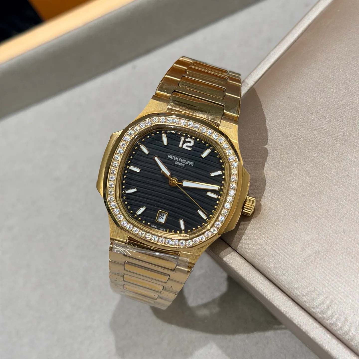Women's Watches PATEK PHILIPPE 18362045