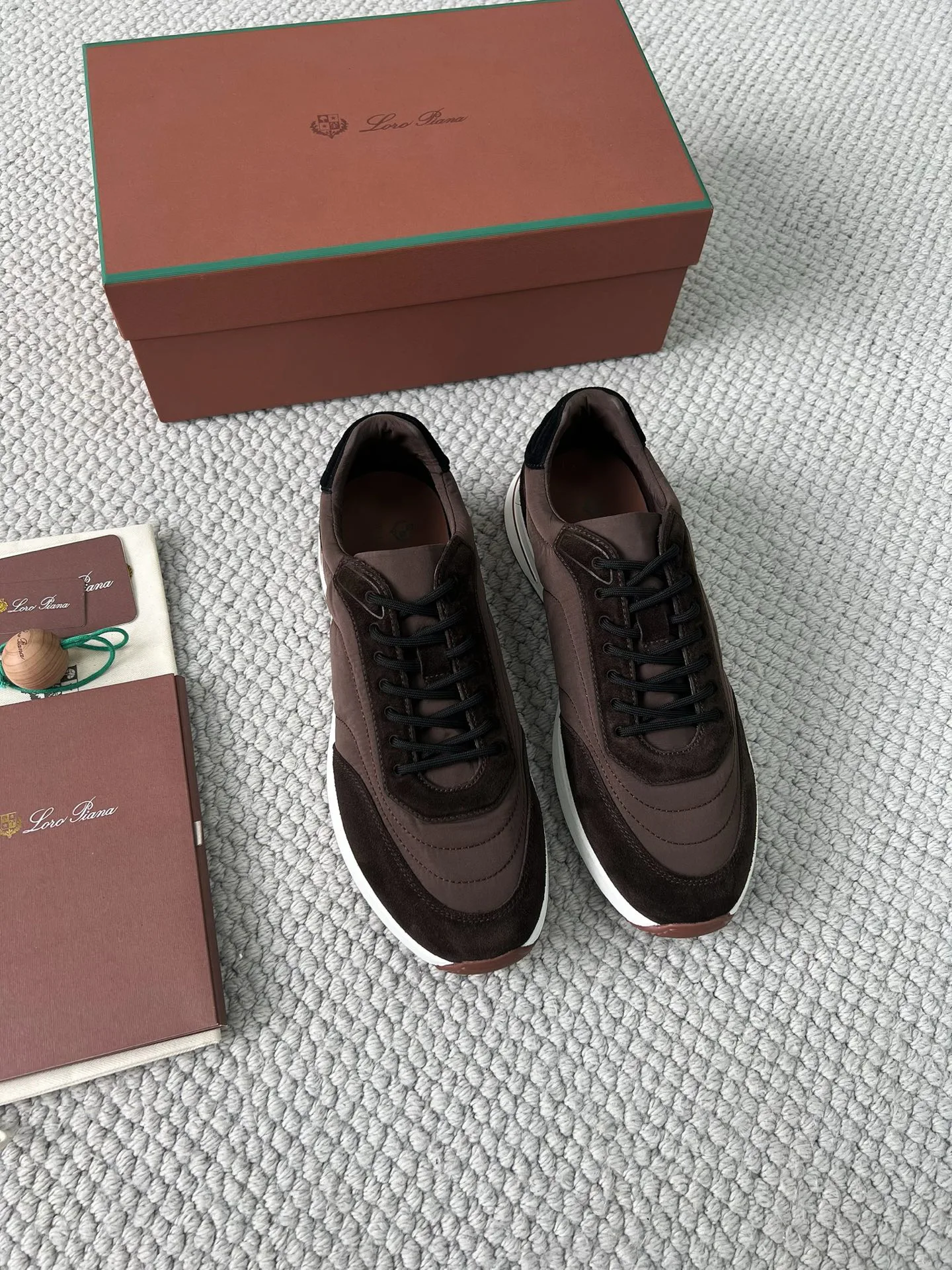 Men's Sneakers LORO PIANA 18382813