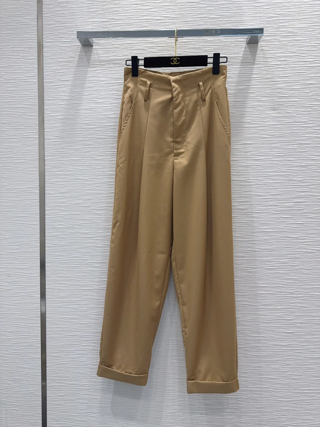 Women's Trousers CHANEL 18138164