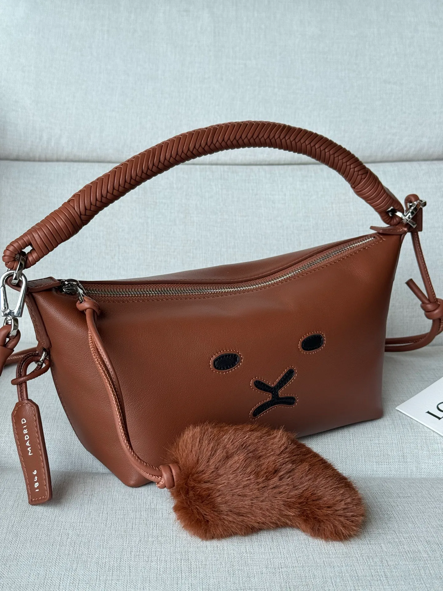 Women's Classic Handbags LOEWE 17887372