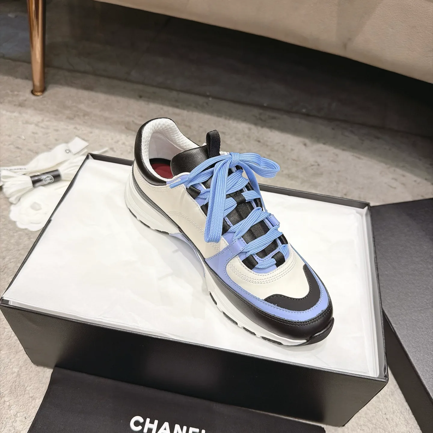 Кроссовки Женские Chanel 18627984