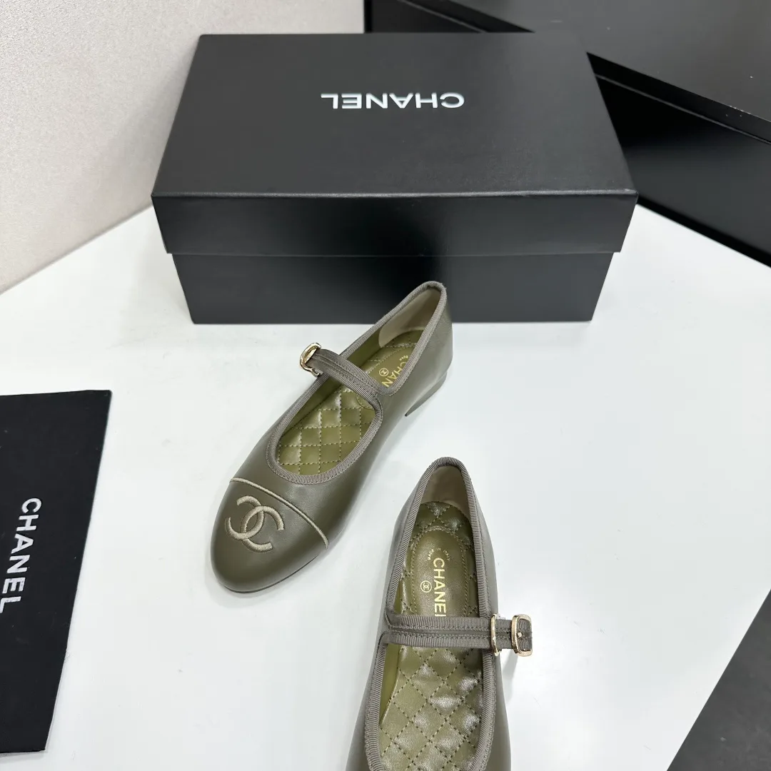 Women's Heels CHANEL 18083713