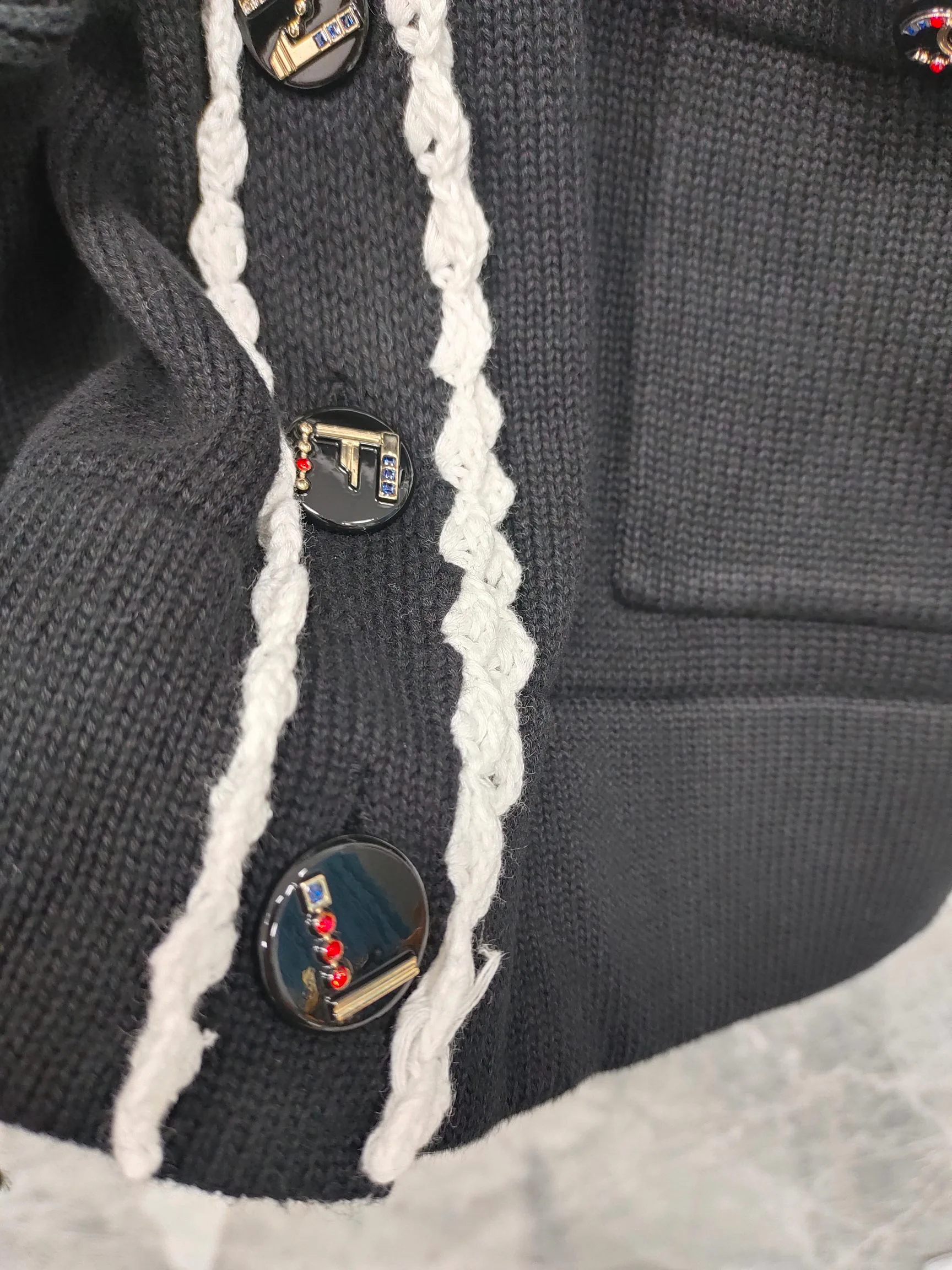 Women's Jumpers And Sweaters CHANEL 18363303