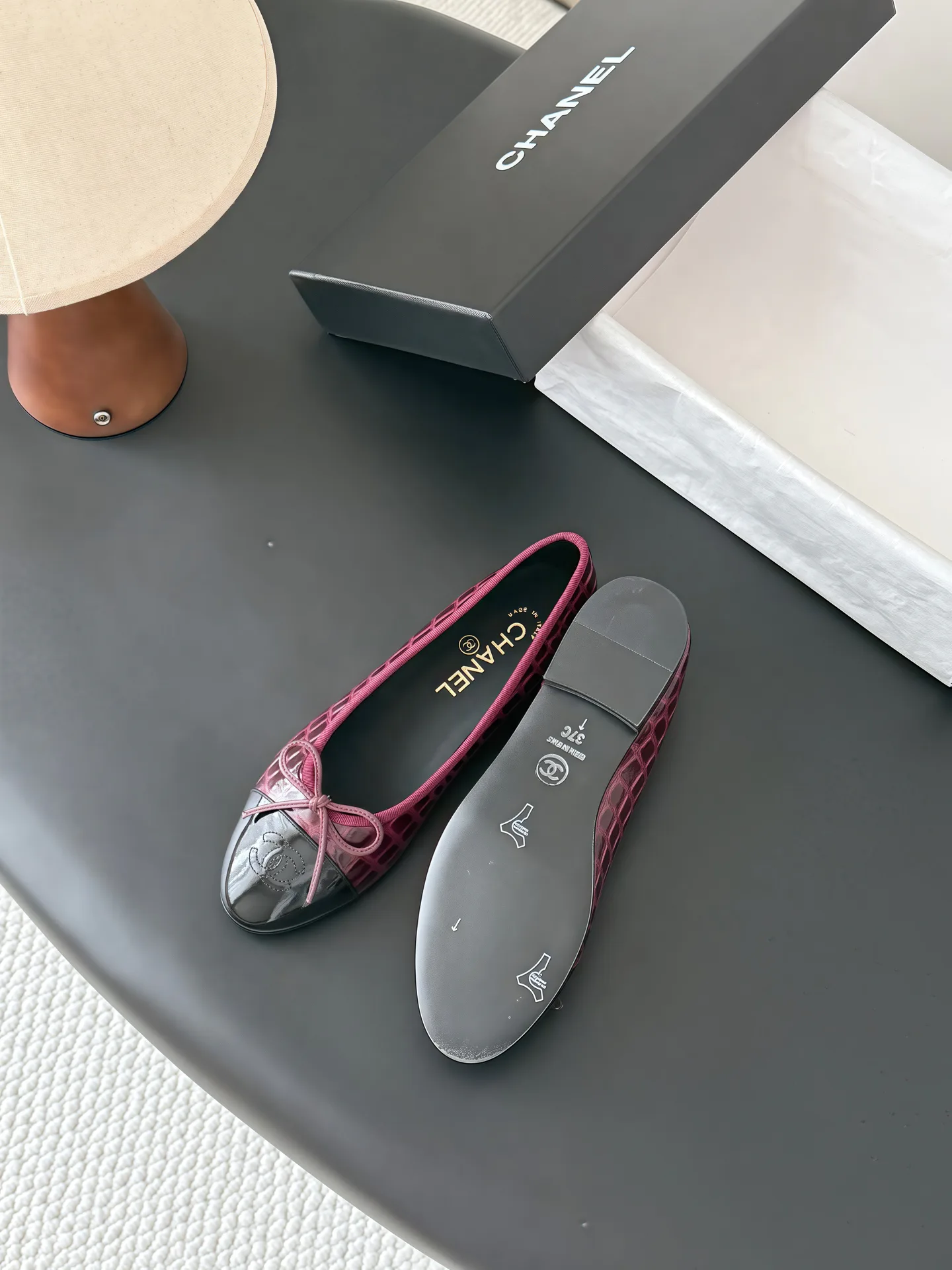 Women's Ballet Flats CHANEL 18083674
