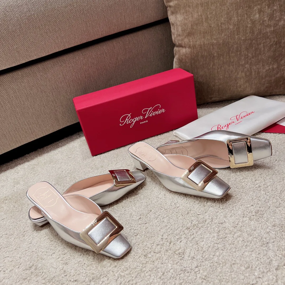Women's Mules And Clogs ROGER VIVIER 17550693