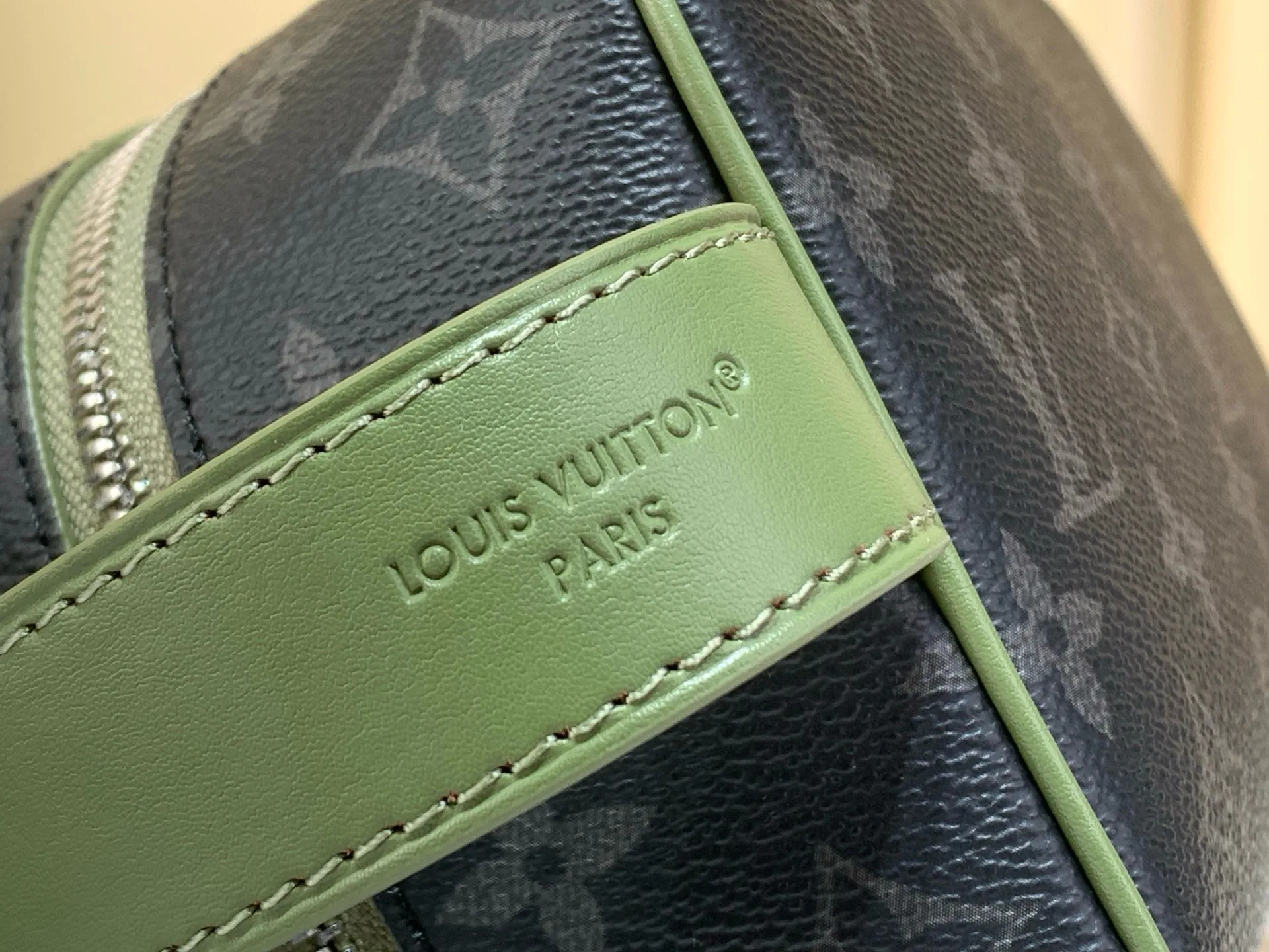 Women's Travel Bags LOUIS VUITTON 17499387