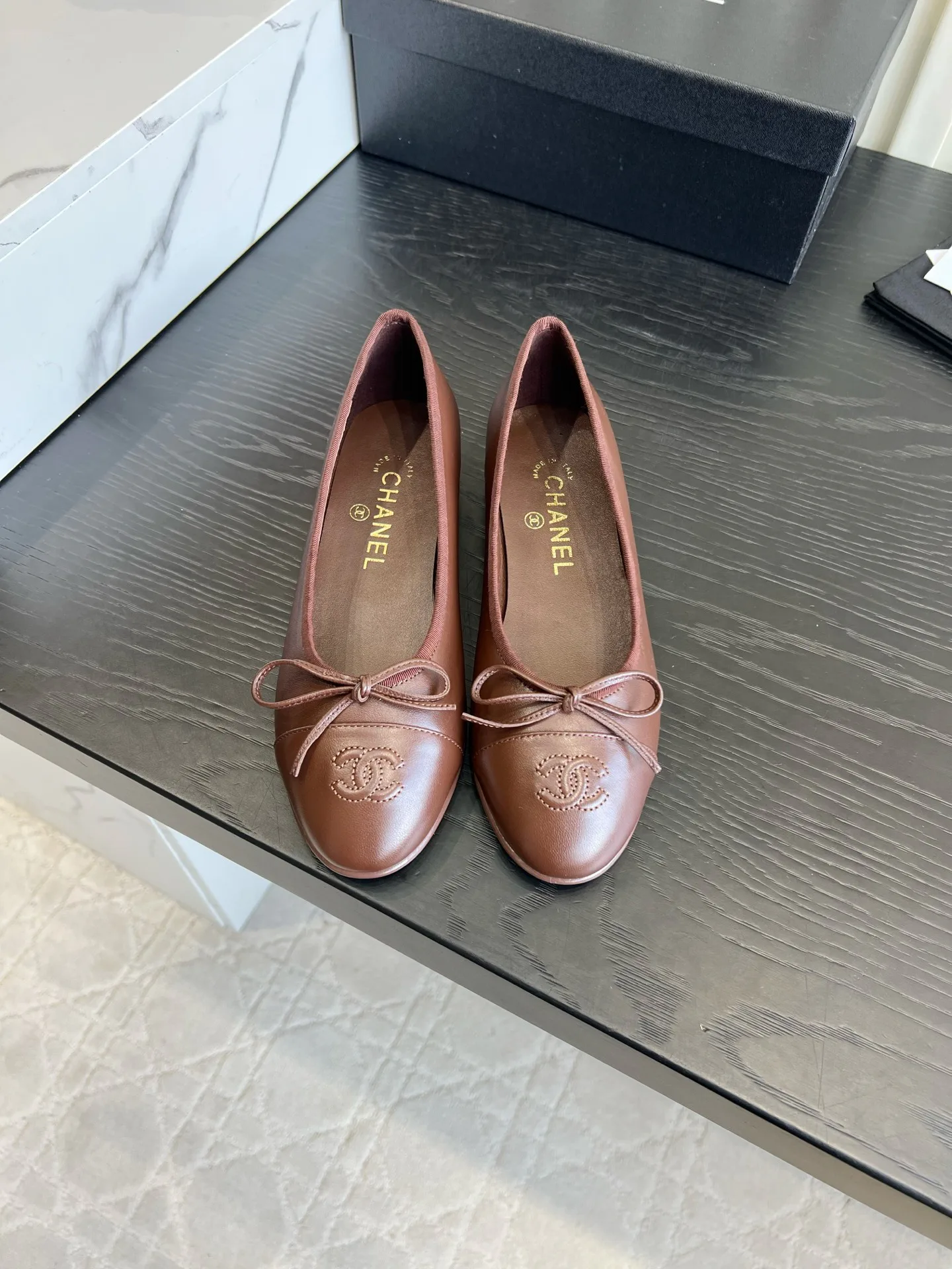 Women's Ballet Flats CHANEL 18223047
