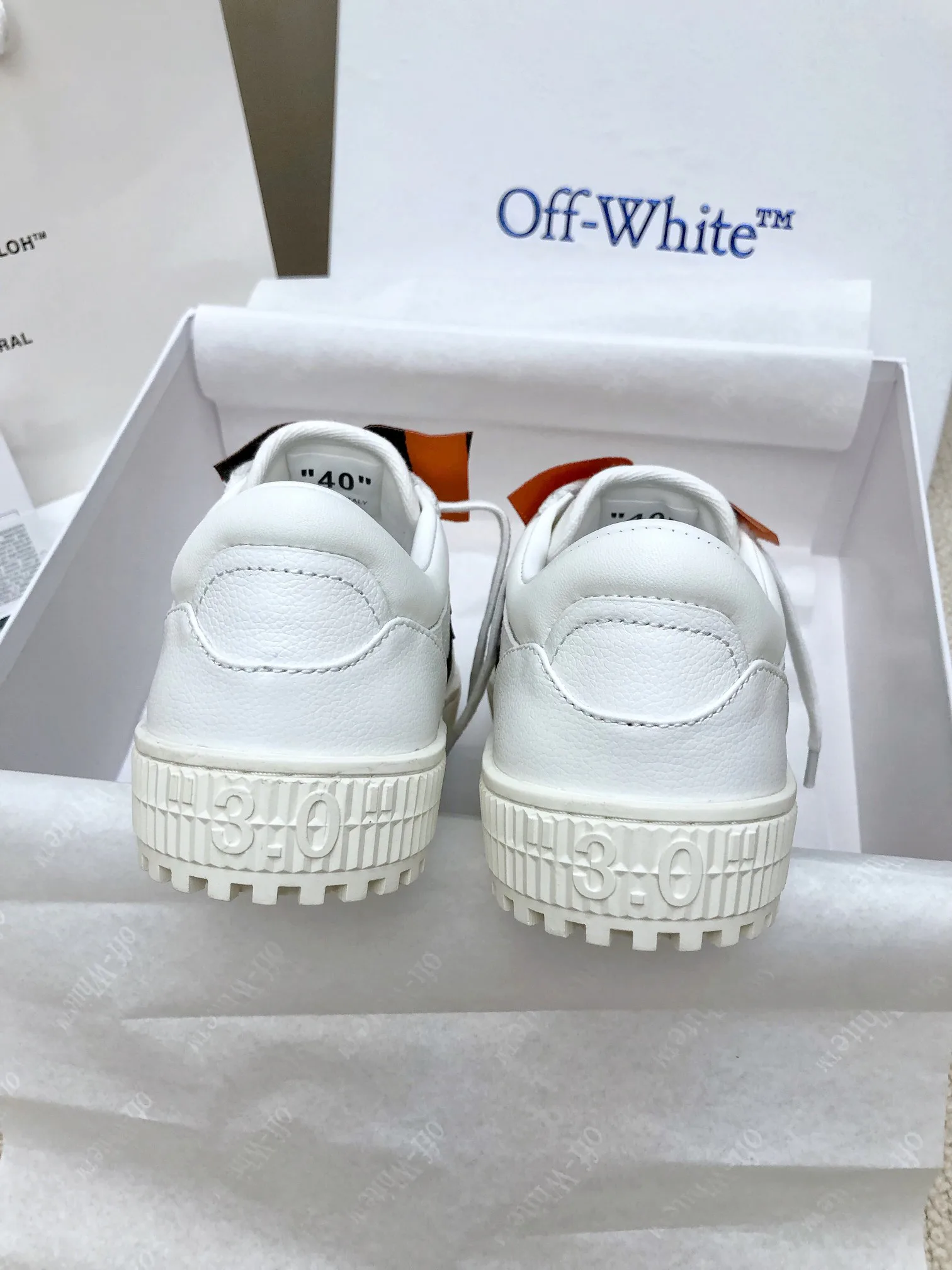 Women's Sneakers OFF-WHITE 18103213