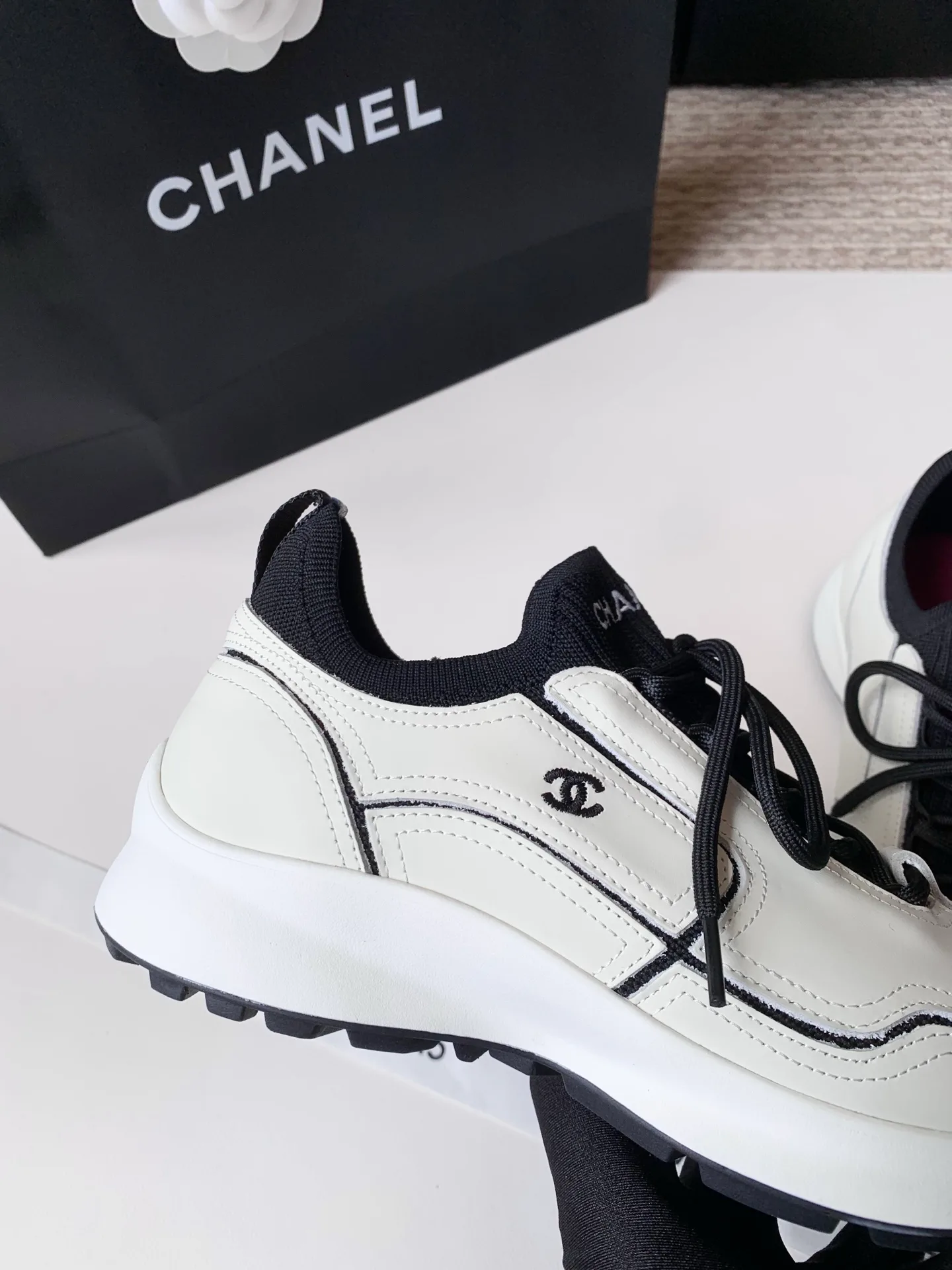 Women's Sneakers CHANEL 17990417