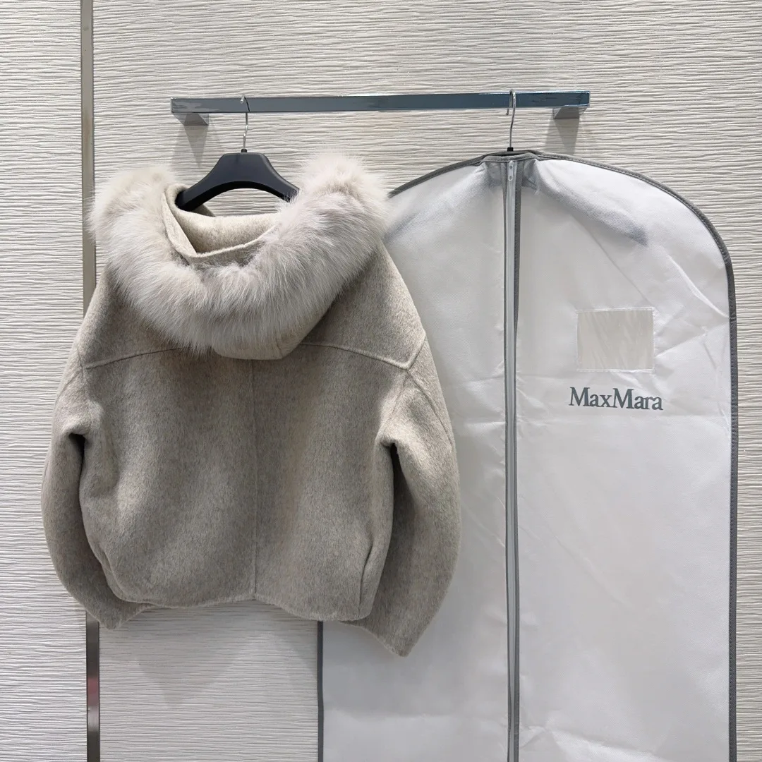 Women's Coats MAX MARA 18456285