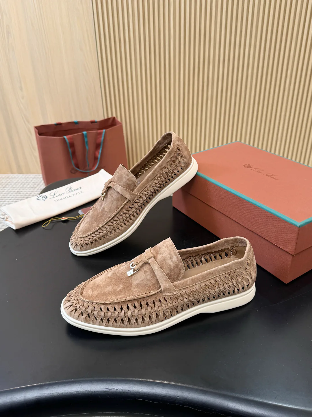 Women's Loafers And Moccasins LORO PIANA 18233100