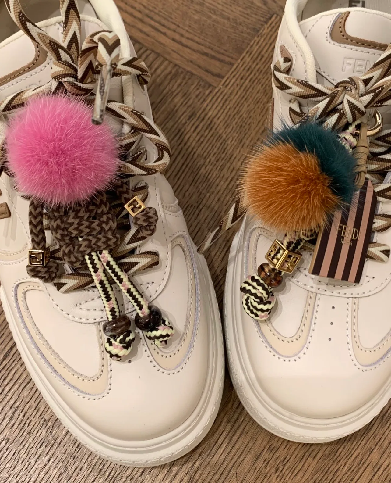 Women's Sneakers FENDI 18080495