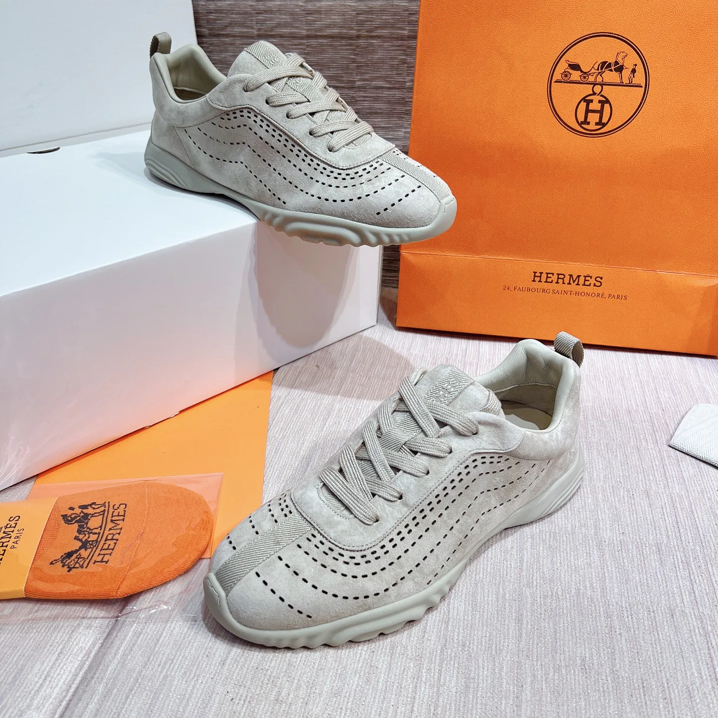 Women's Sneakers HERMES 17749561