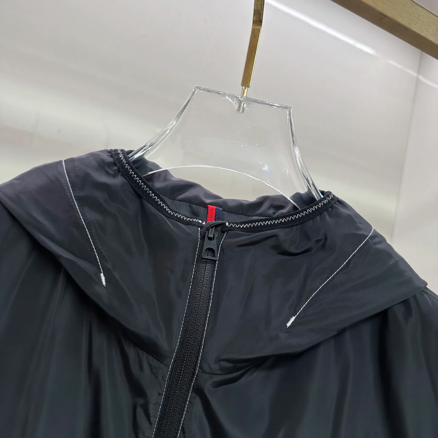 Men's Jackets And Down Jackets MONCLER 18140240
