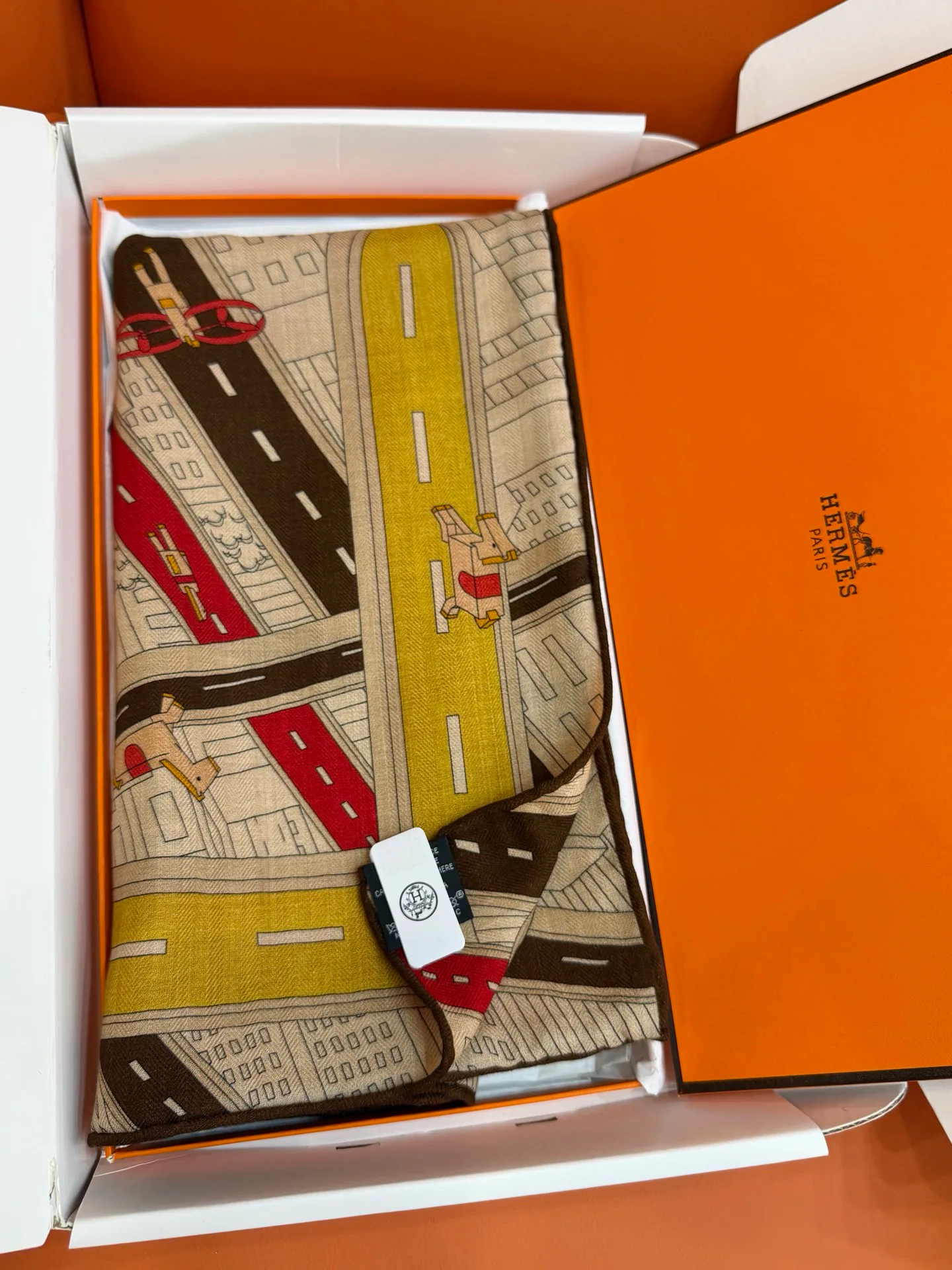 Silk Scarves HERMES 17991393