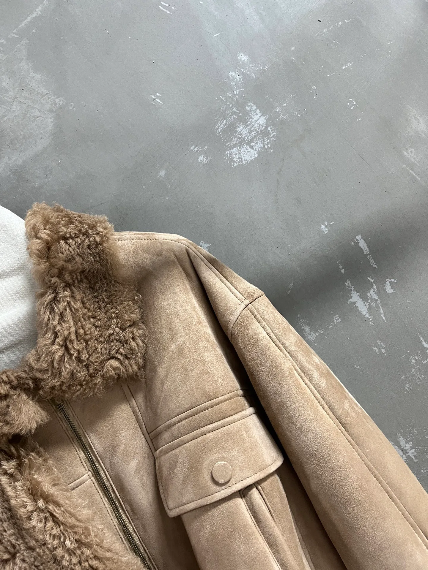 Women's Leather Jackets And Sheepskin Coats SAINT LAURENT 18226800