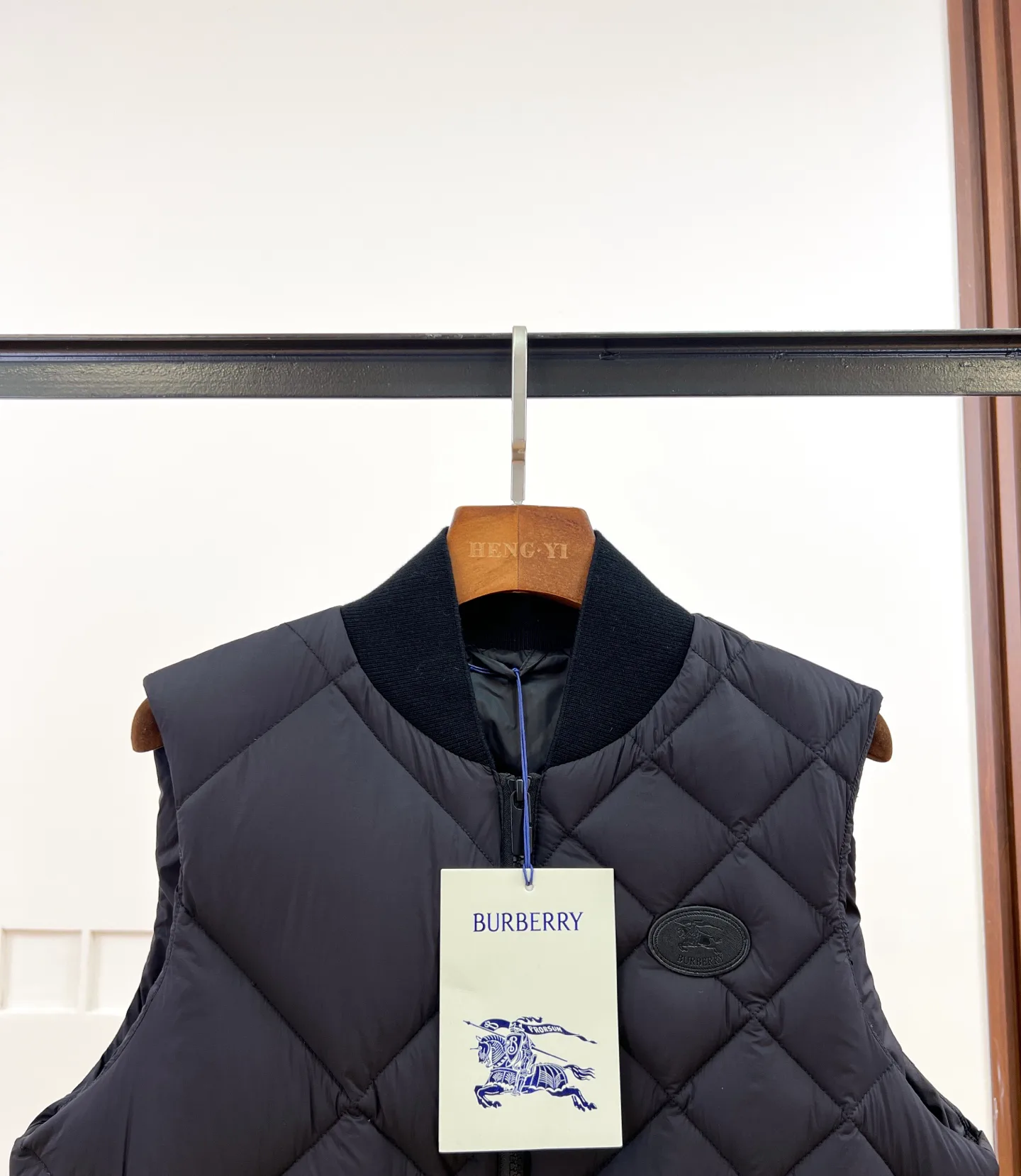 Women's Vests BURBERRY 17964777