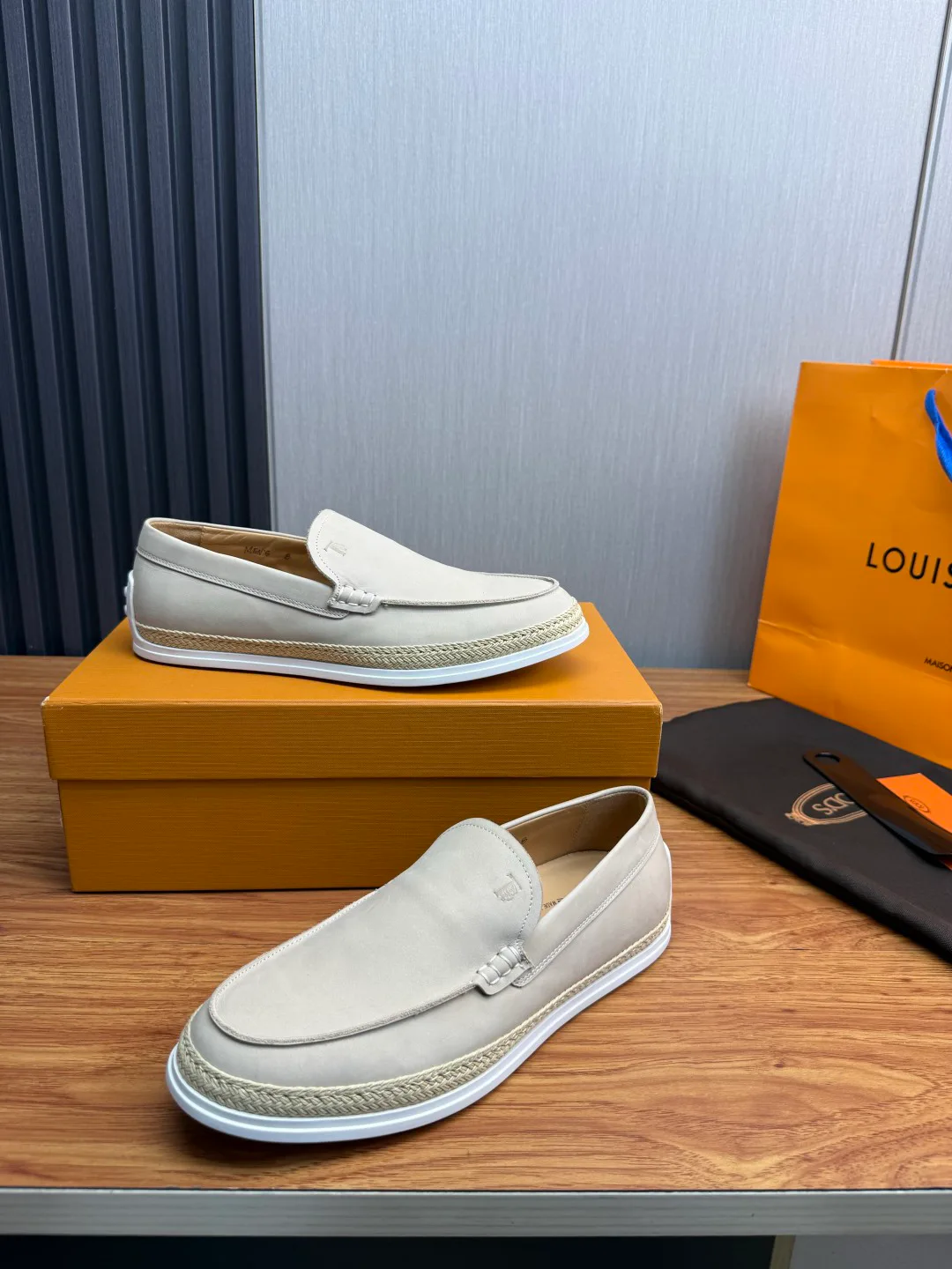 Men's Loafers And Dress Shoes TOD'S 17962076
