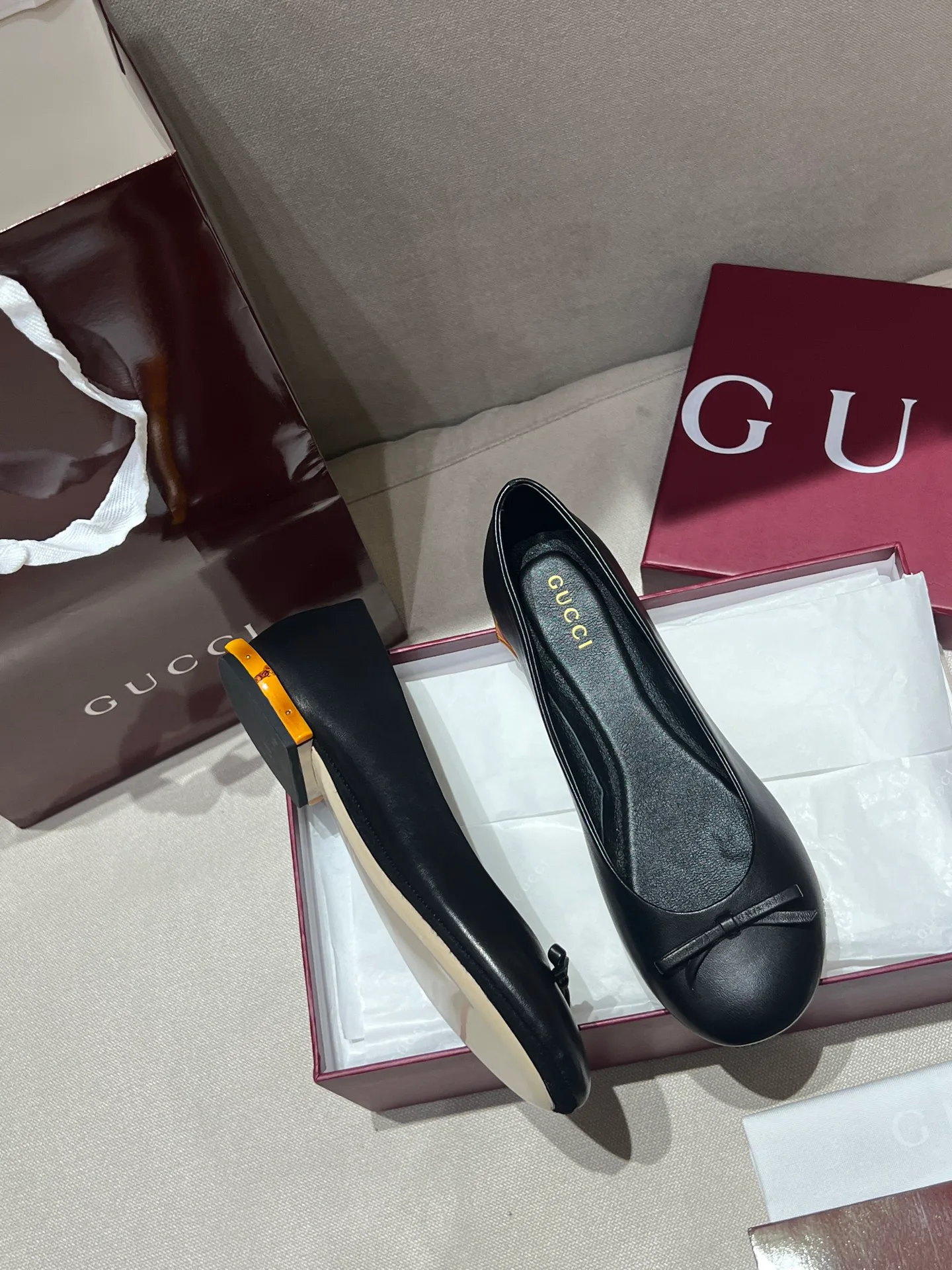 Women's Ballet Flats GUCCI 18020252
