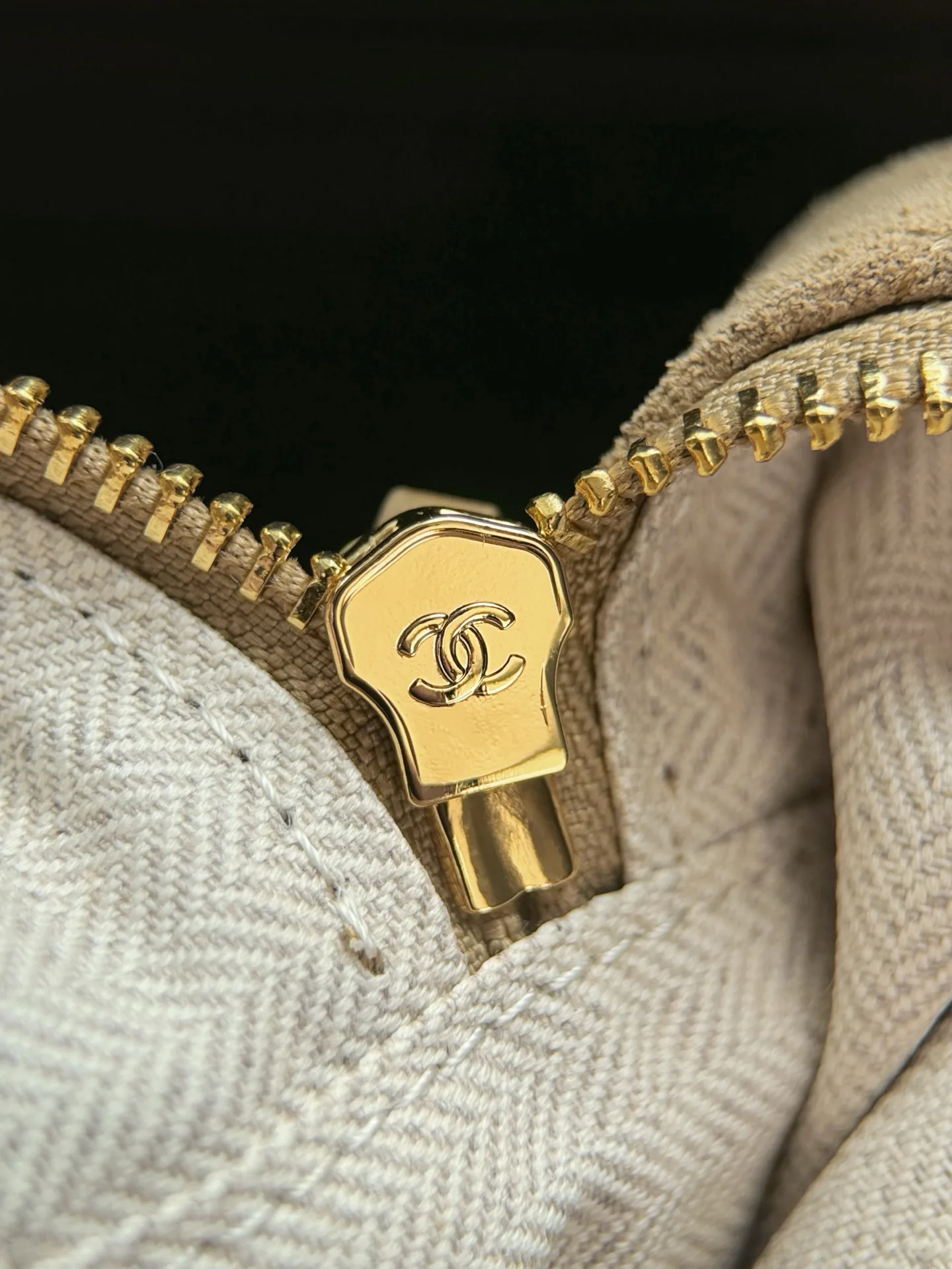Women's Classic Handbags CHANEL 18147999