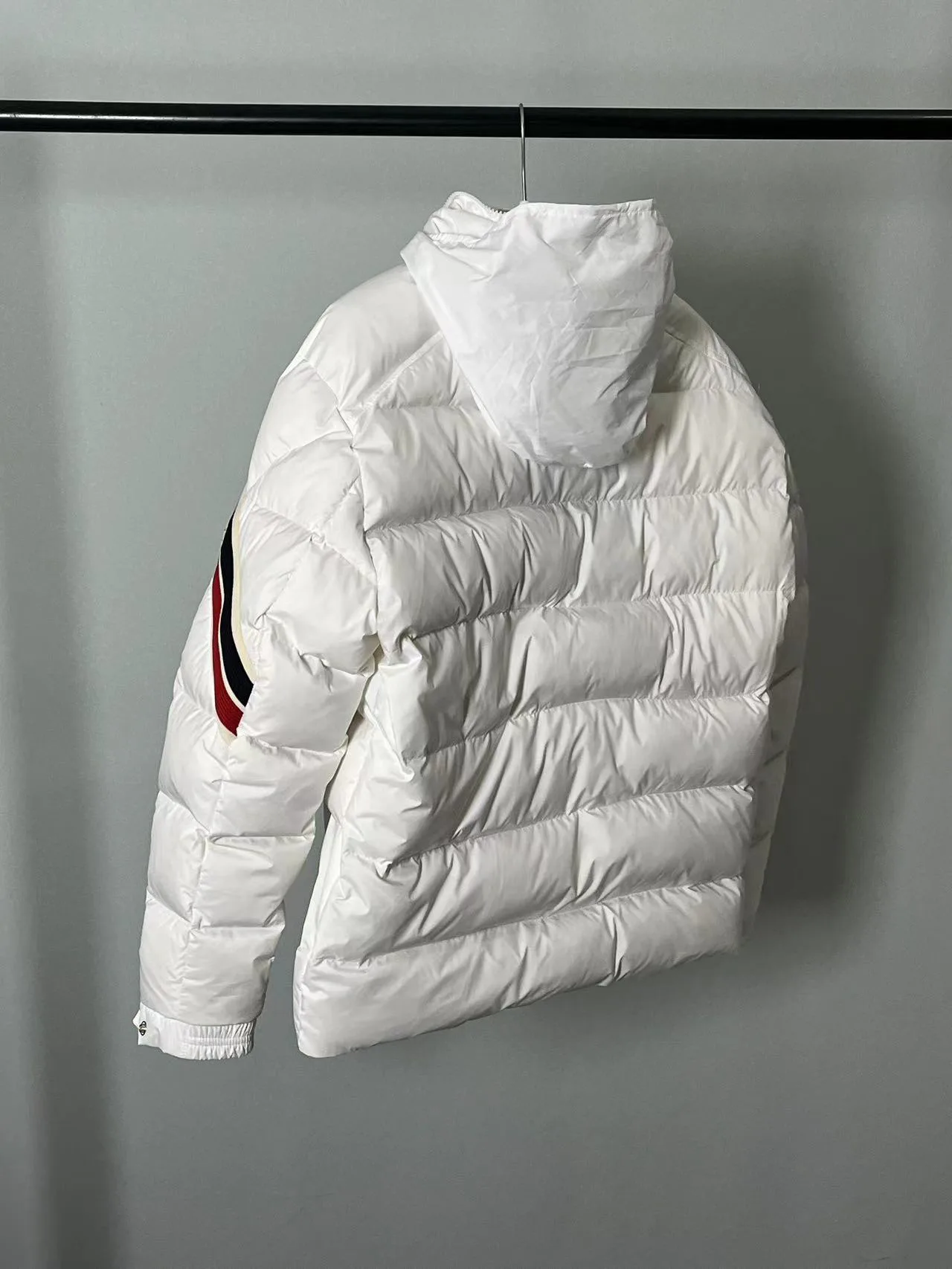 Men's Jackets And Down Jackets MONCLER 18130189
