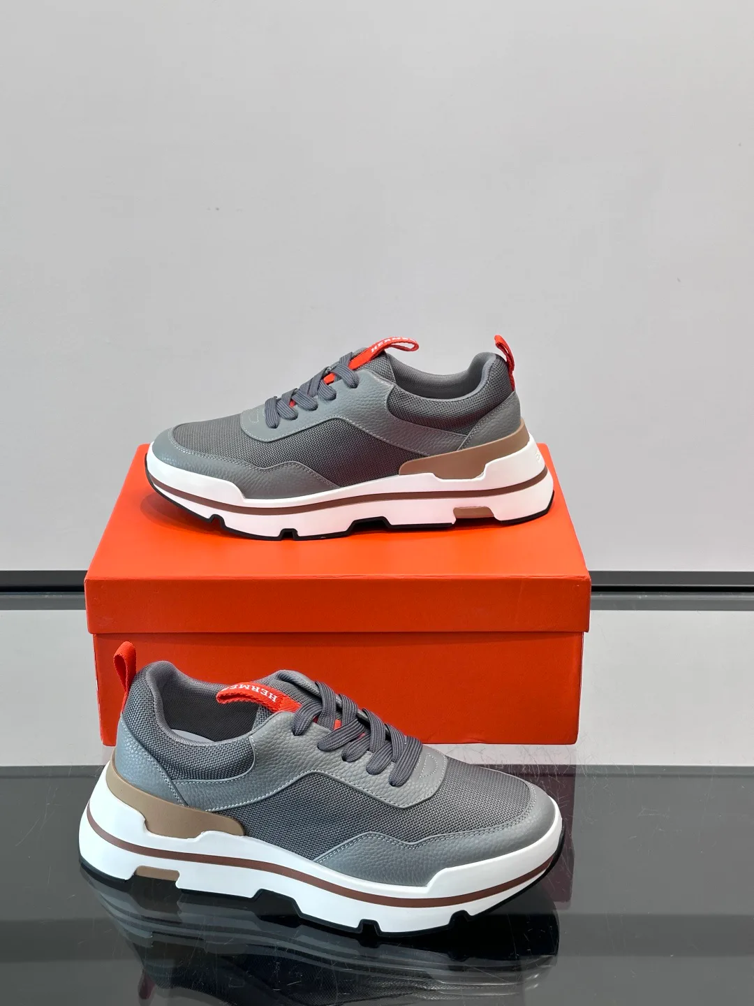 Men's Sneakers HERMES 17689306
