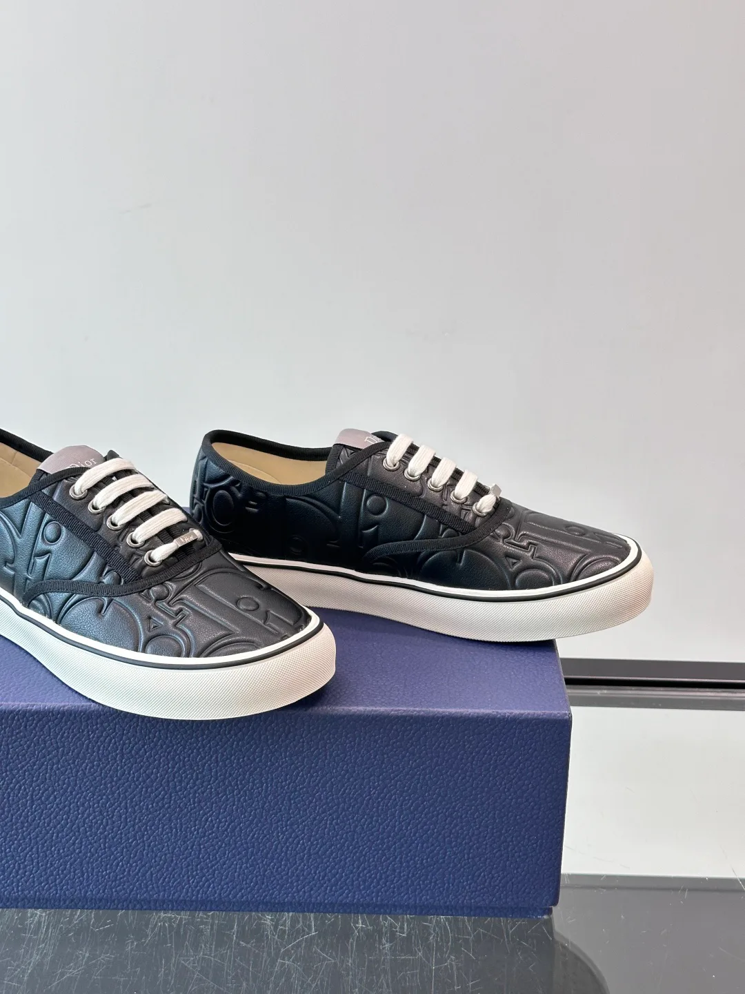 Men's Sneakers CHRISTIAN DIOR 18500670