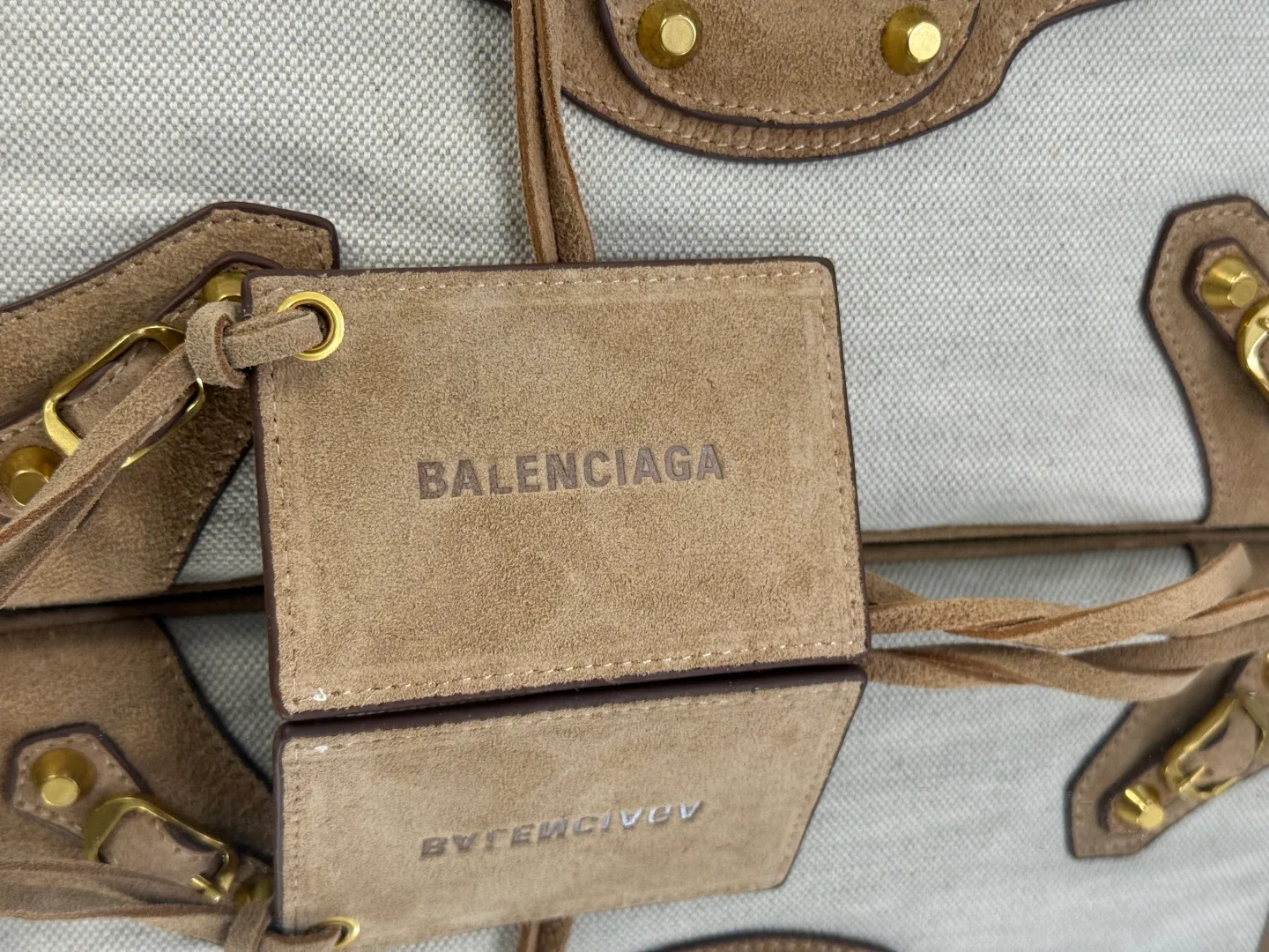 Классические Сумки Женские Balenciaga 18608594