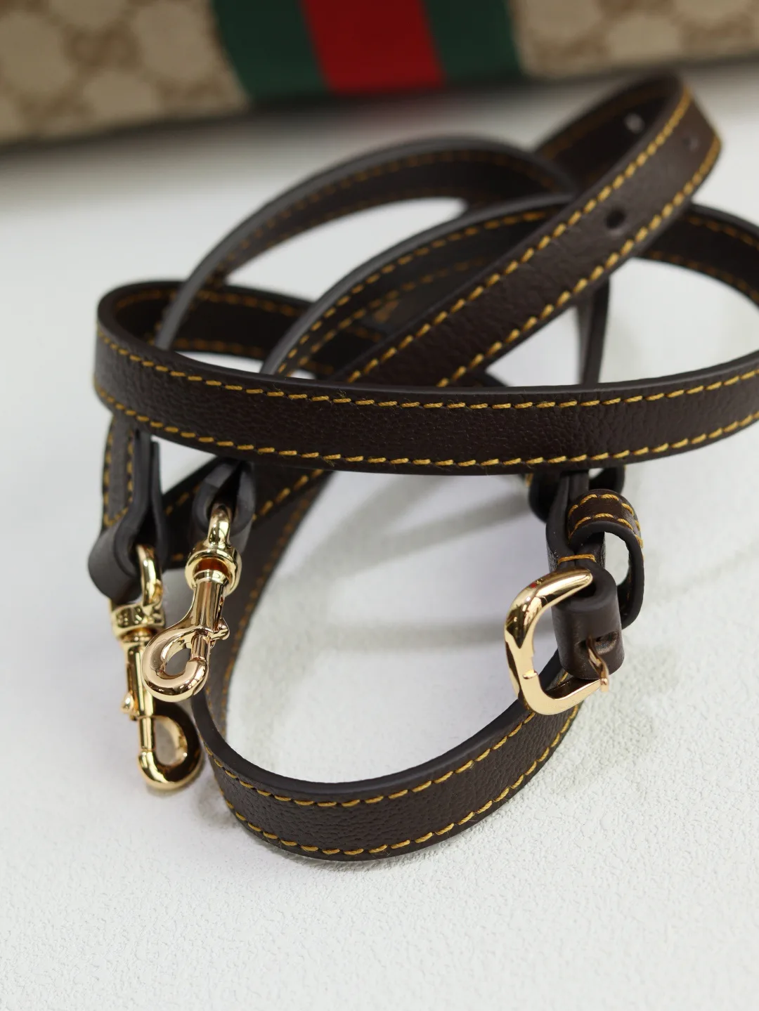 Классические Сумки Женские Gucci 18614577