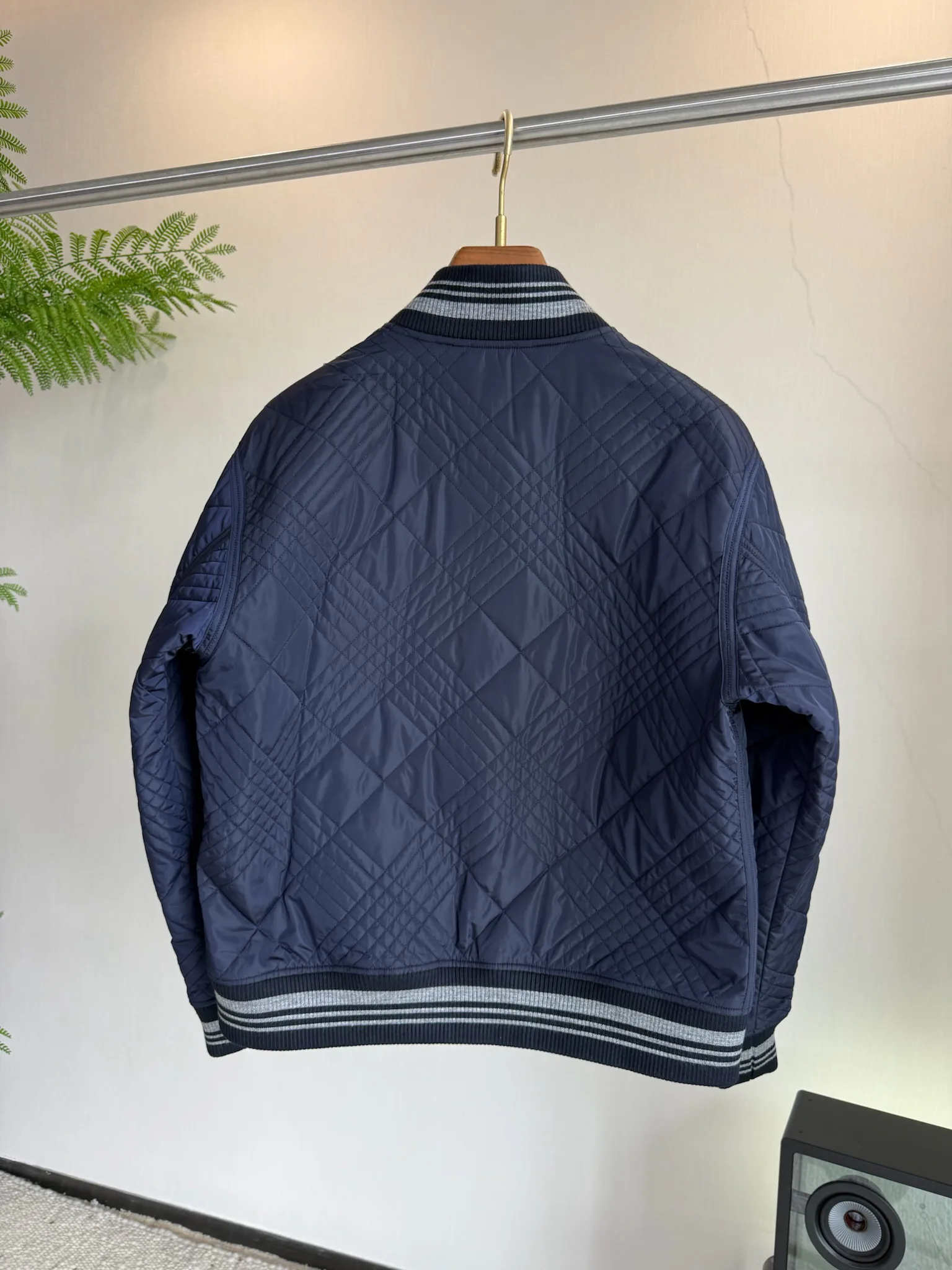 Men's Jackets And Down Jackets BURBERRY 18410975