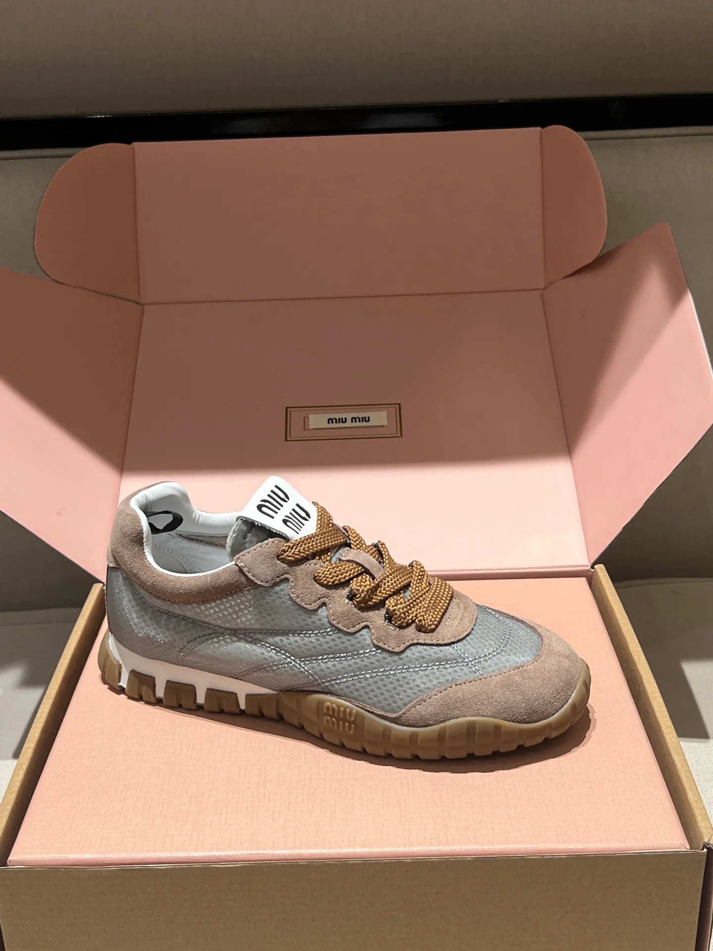 Women's Sneakers MIU MIU 18020564