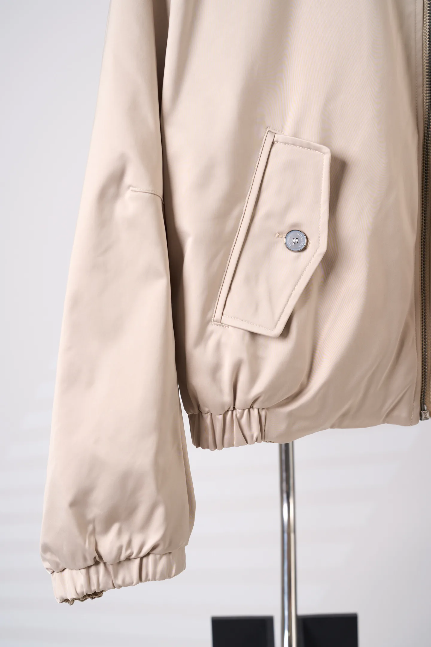Men's Jackets And Down Jackets LOUIS VUITTON 18178834