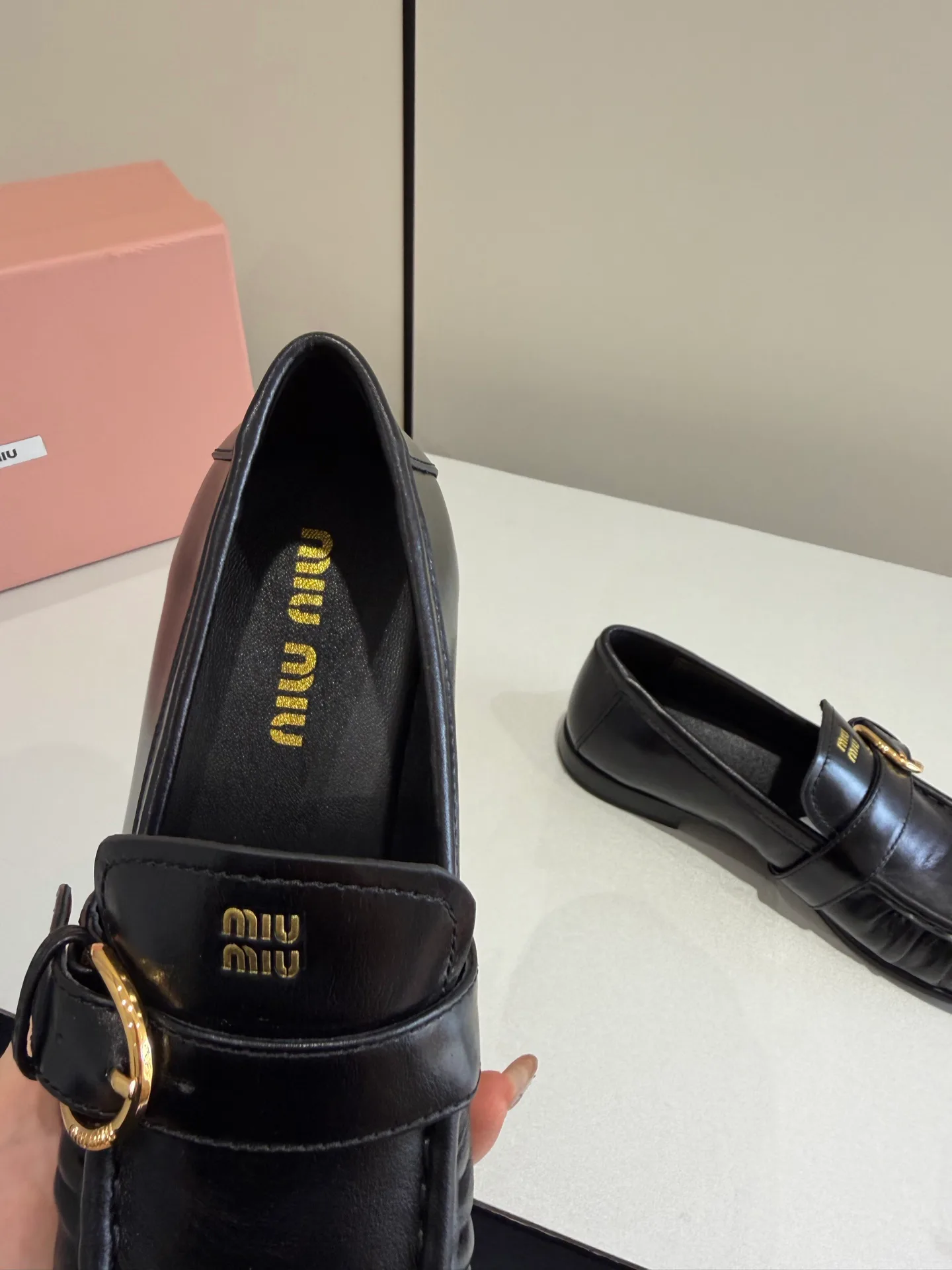 Women's Loafers And Moccasins MIU MIU 17977551