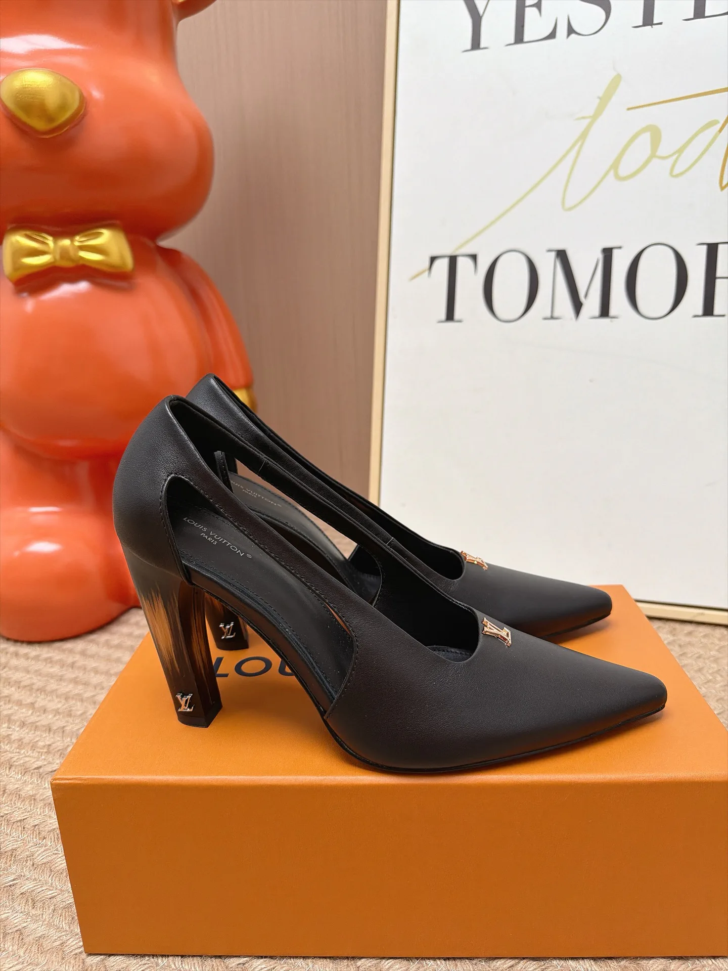 Women's Heels LOUIS VUITTON 18275876