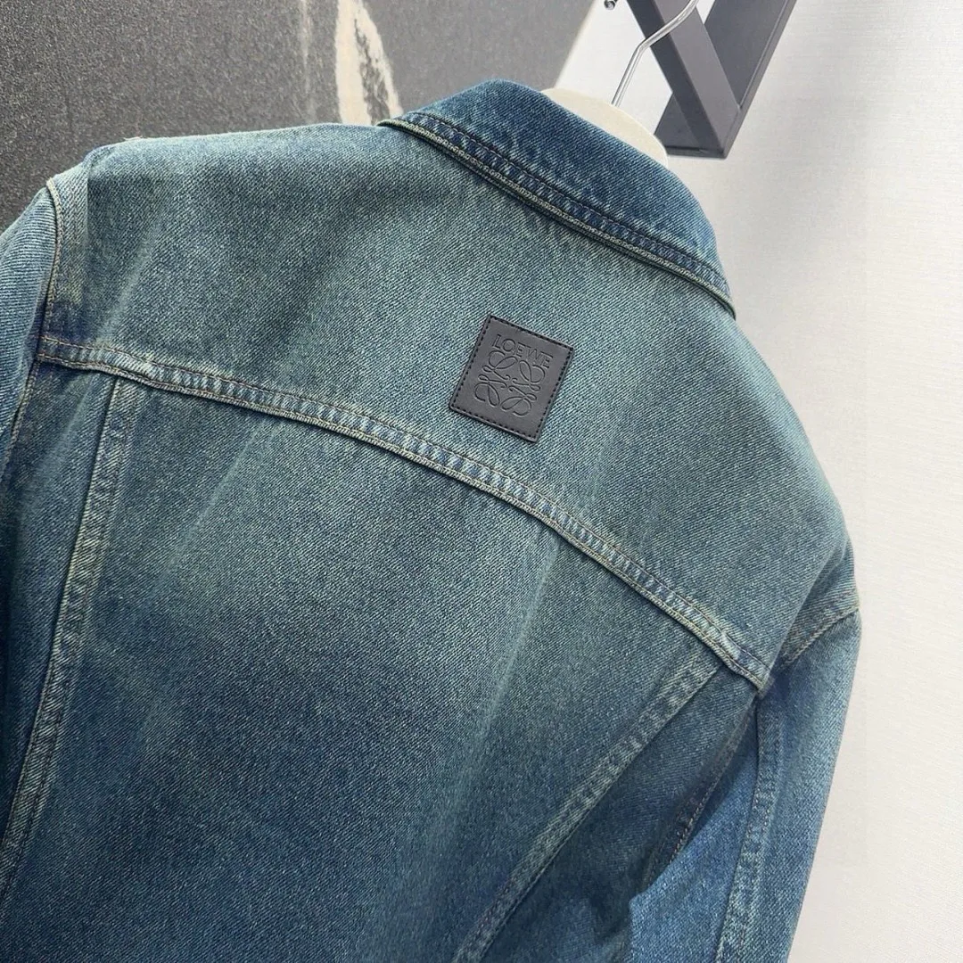 Women's Jackets And Down Jackets LOEWE 17276295