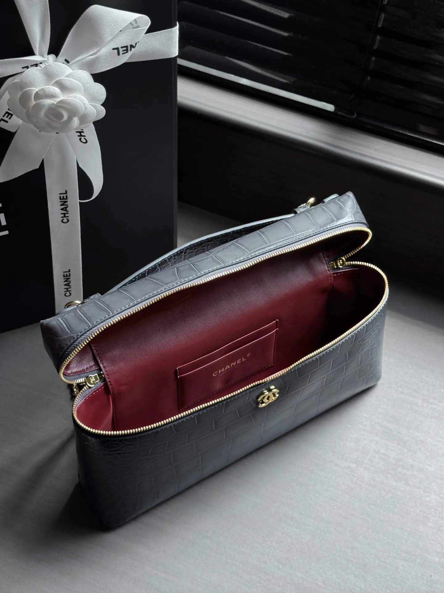 Women's Classic Handbags CHANEL 18147817