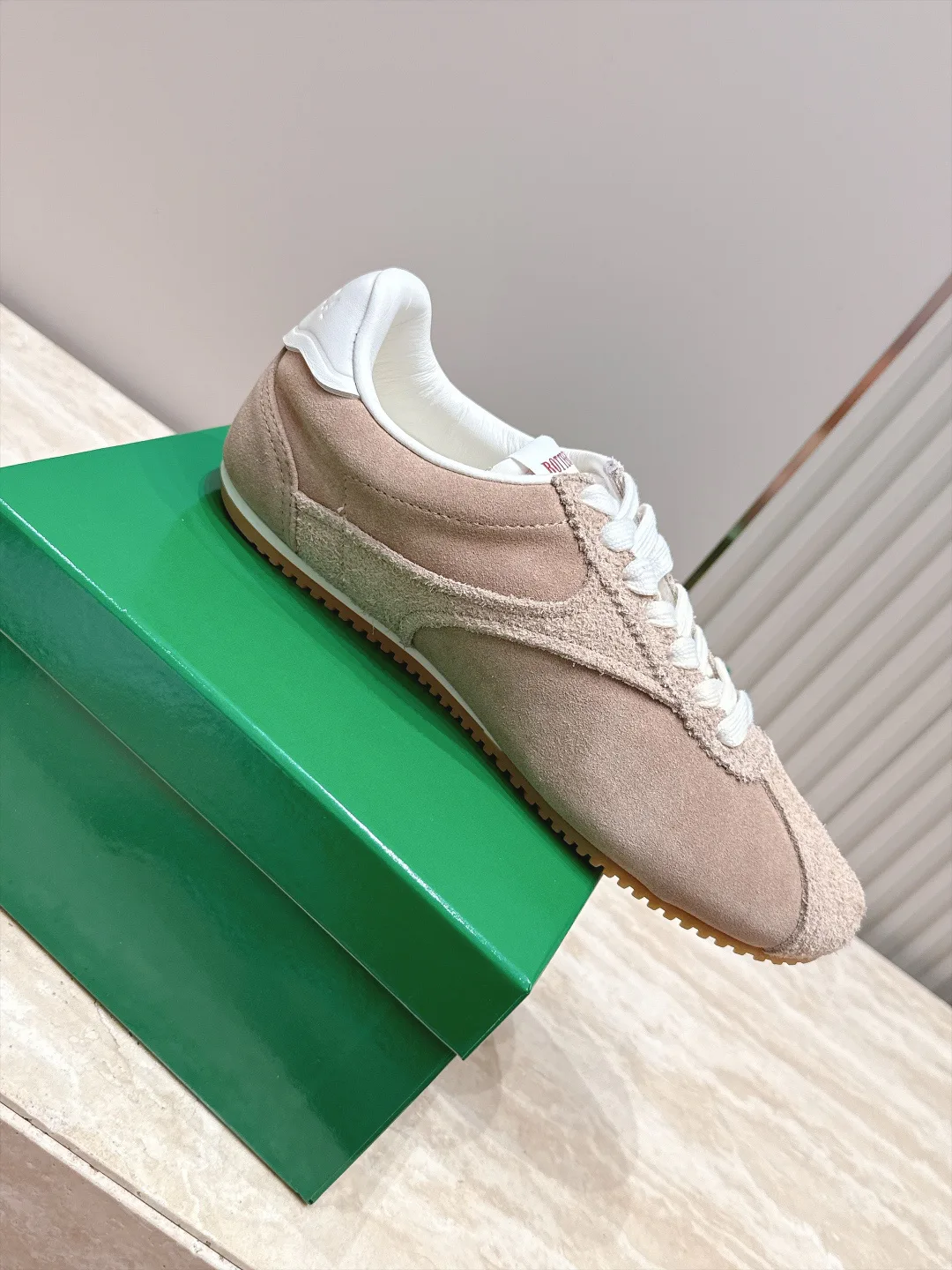Women's Sneakers BOTTEGA VENETA 18091972