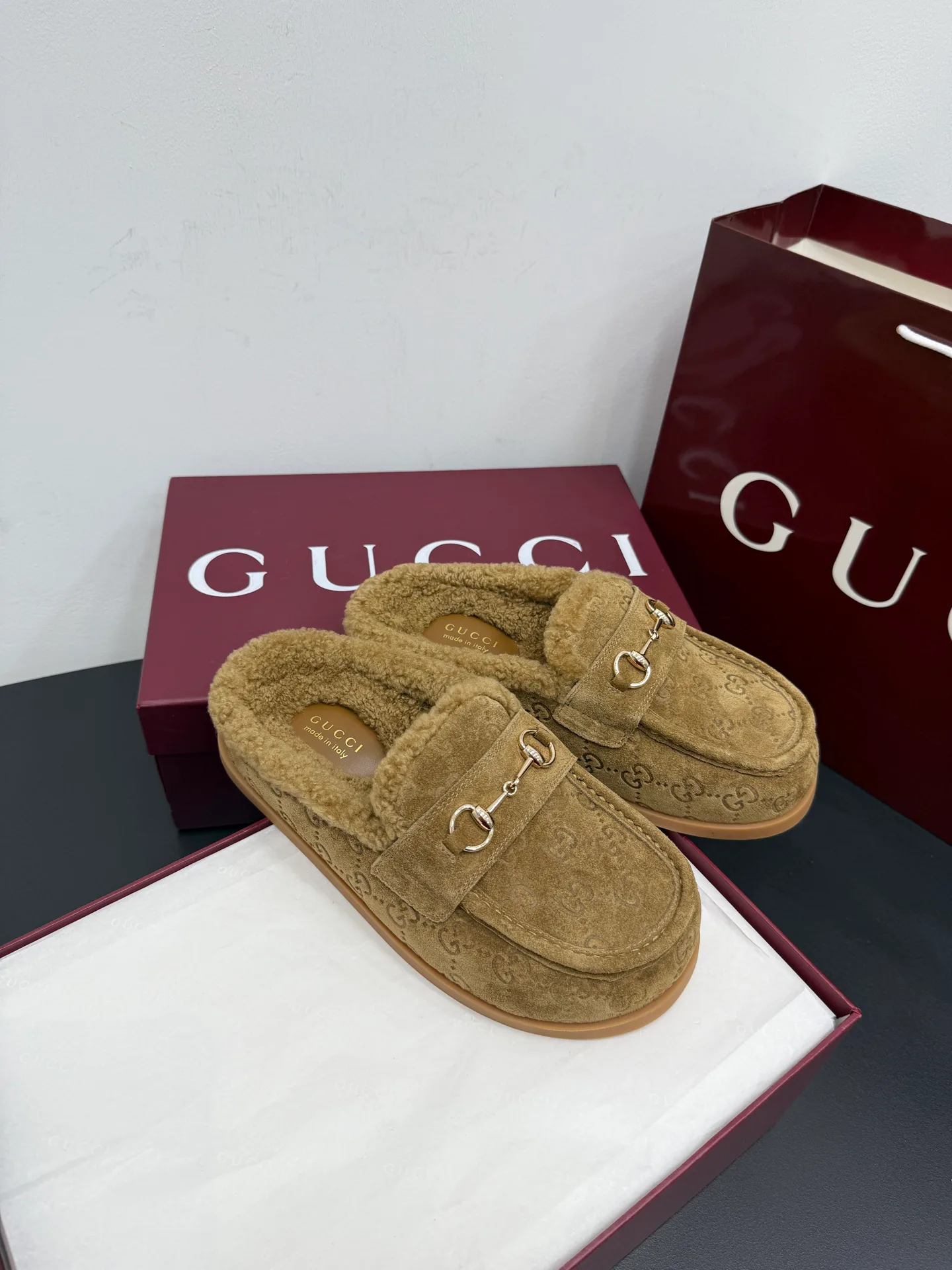 Women's Mules And Clogs GUCCI 18393390