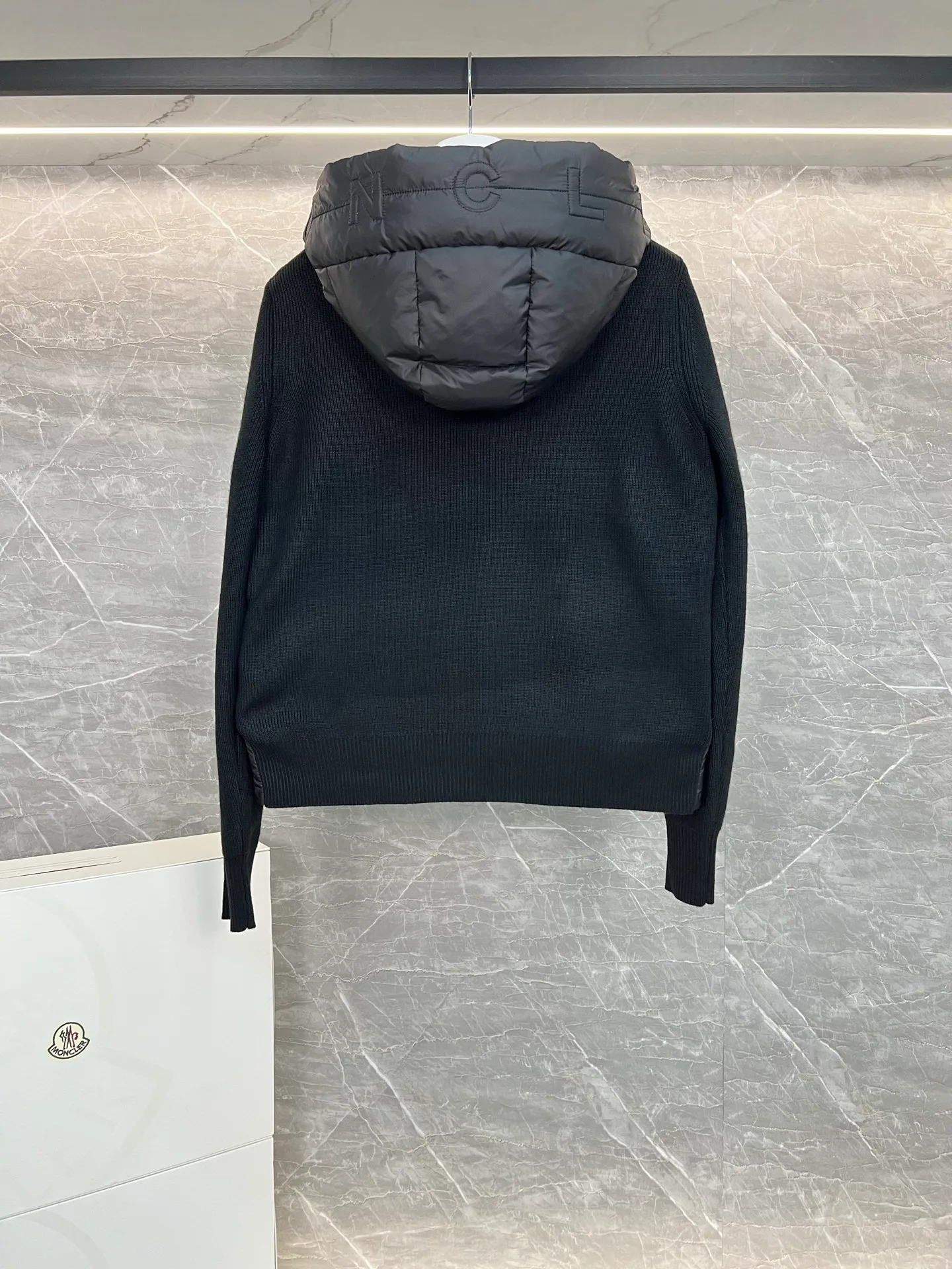 Men's Jackets And Down Jackets MONCLER 17951519